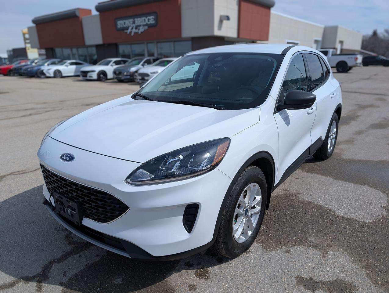 2022 Ford Escape SE AWD | Manitoba owned