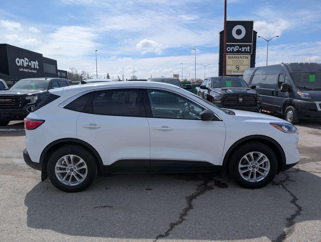 2022 Ford Escape SE AWD | Manitoba owned — снимка 1