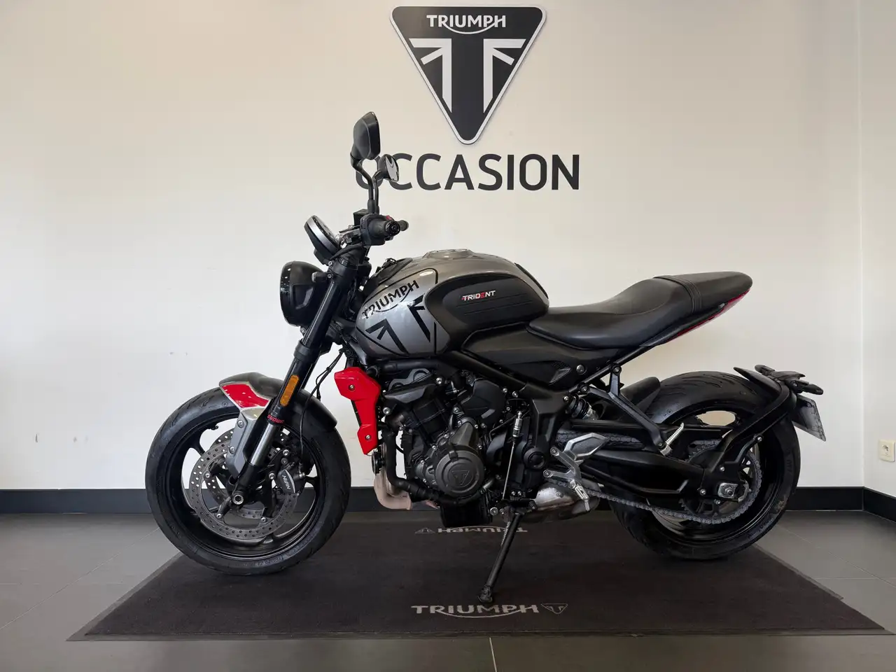 Triumph Trident 660