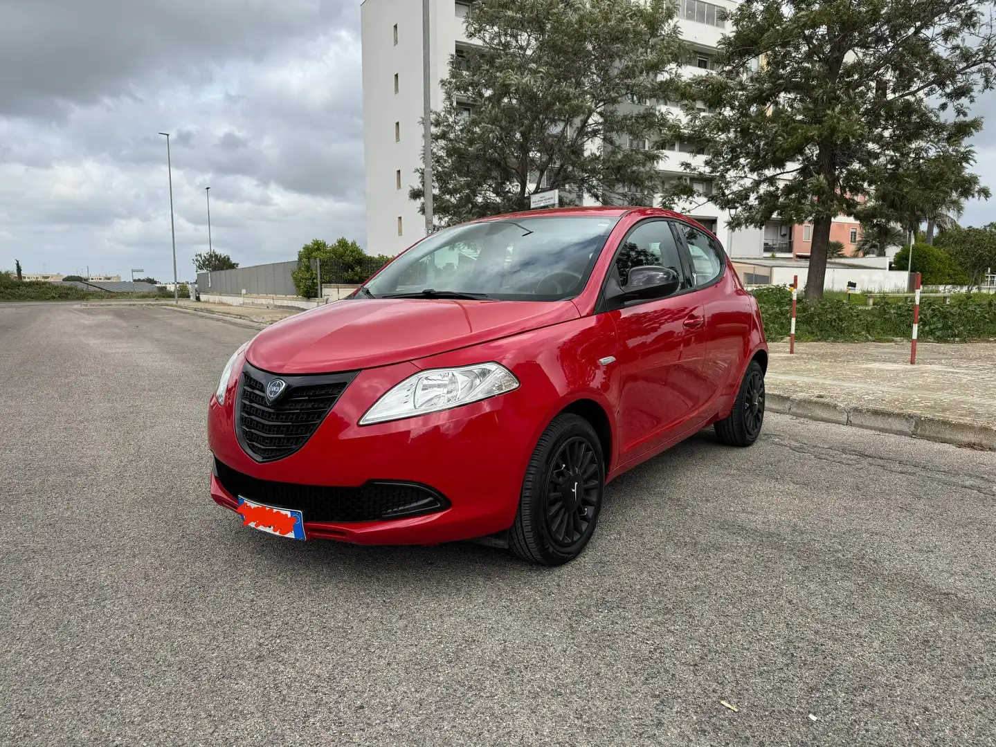 Lancia Ypsilon Ypsilon III 2015 1.2 8v Elefantino 69cv my14 Rosso - 1