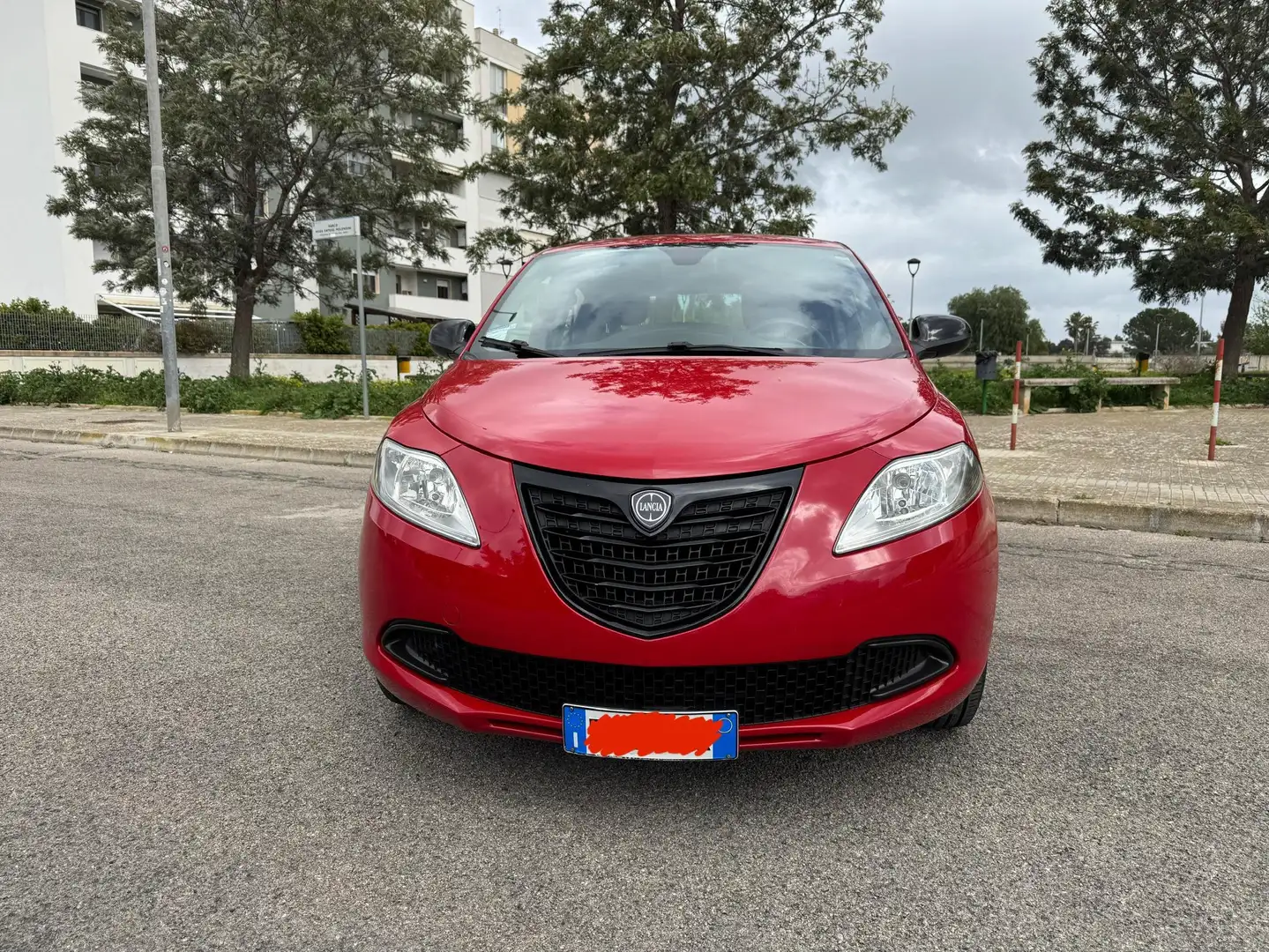 Lancia Ypsilon Ypsilon III 2015 1.2 8v Elefantino 69cv my14 Rosso - 2
