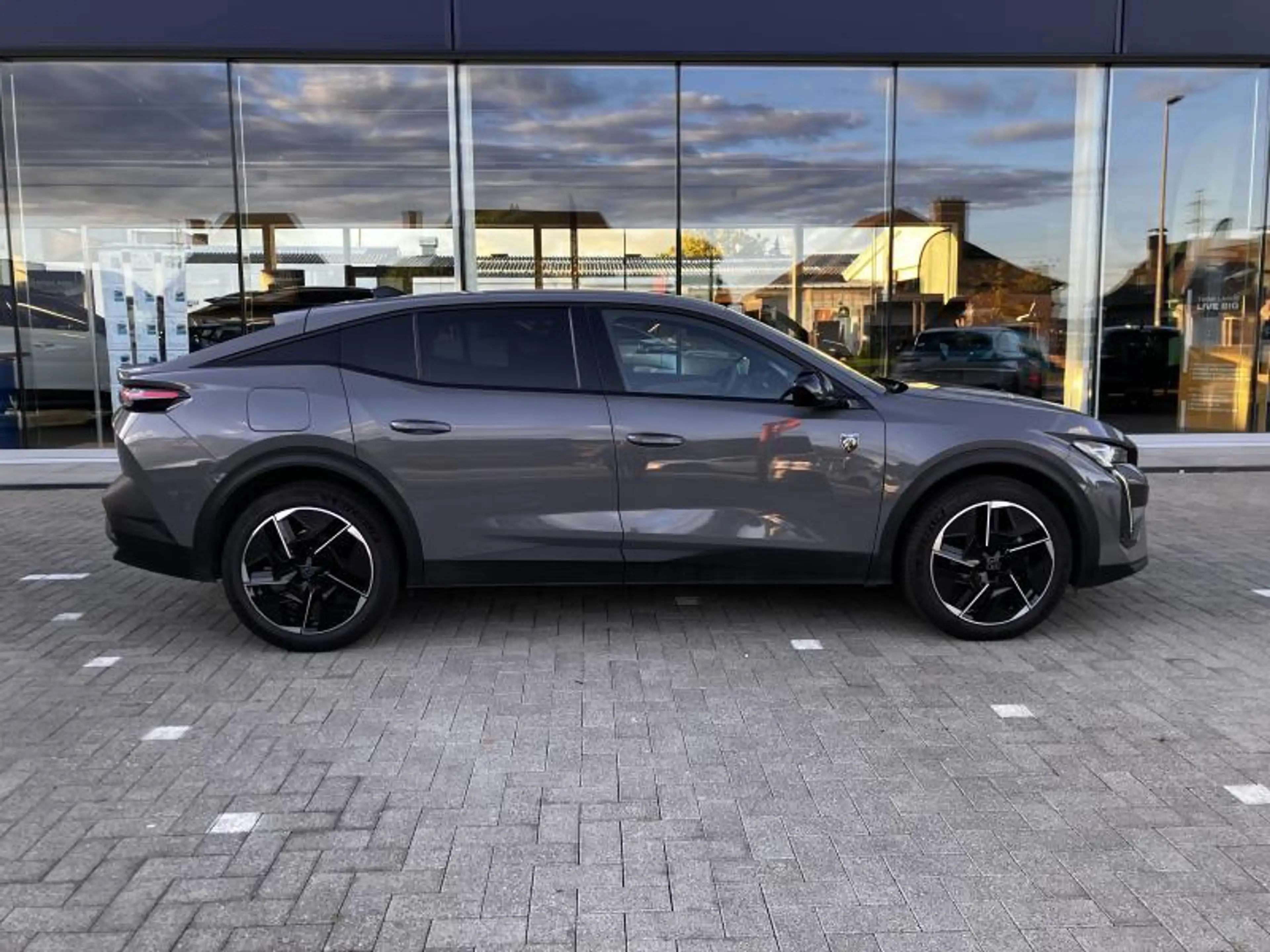 Peugeot 408 GT — photo 4