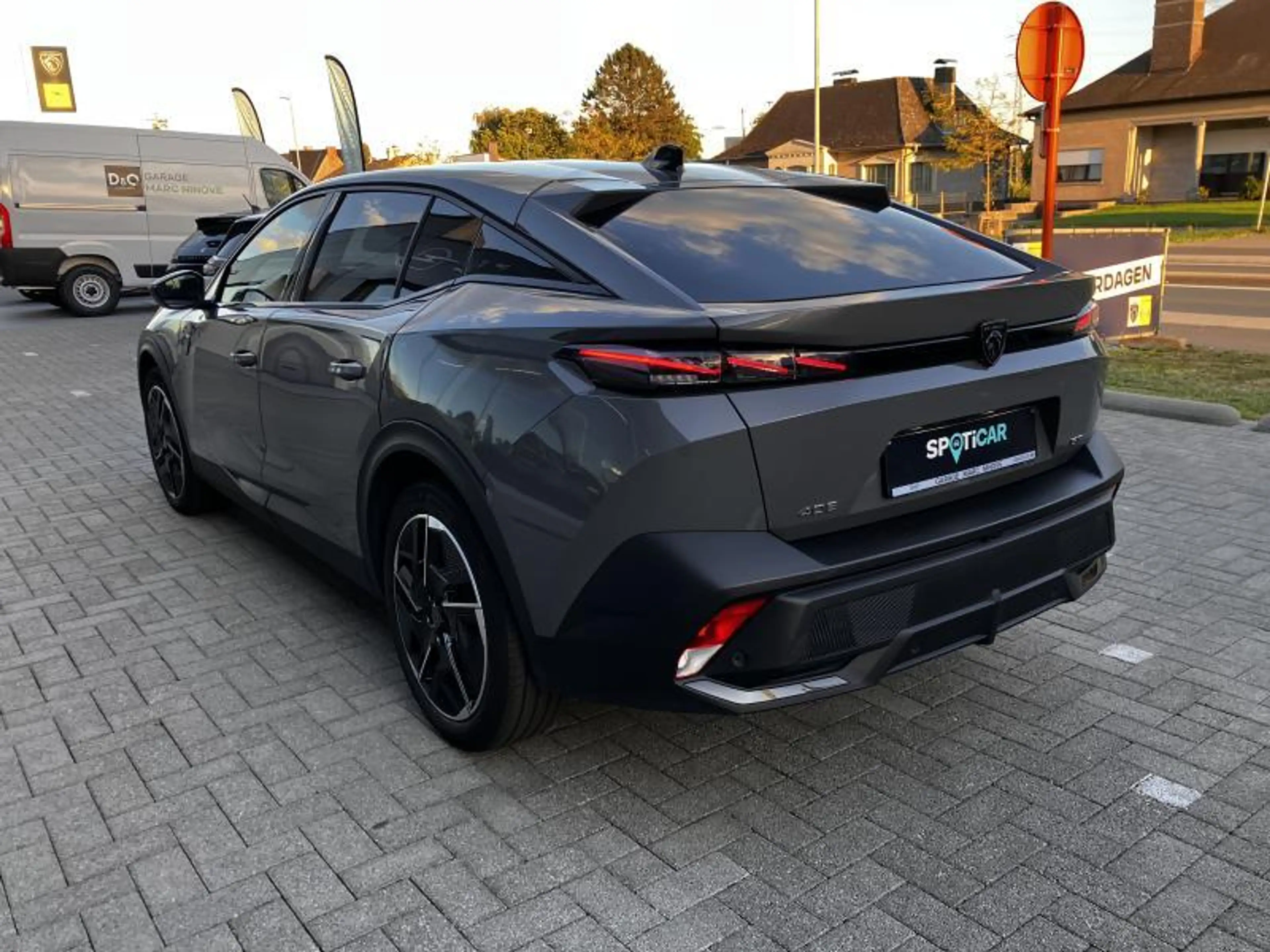 Peugeot 408 GT — photo 7