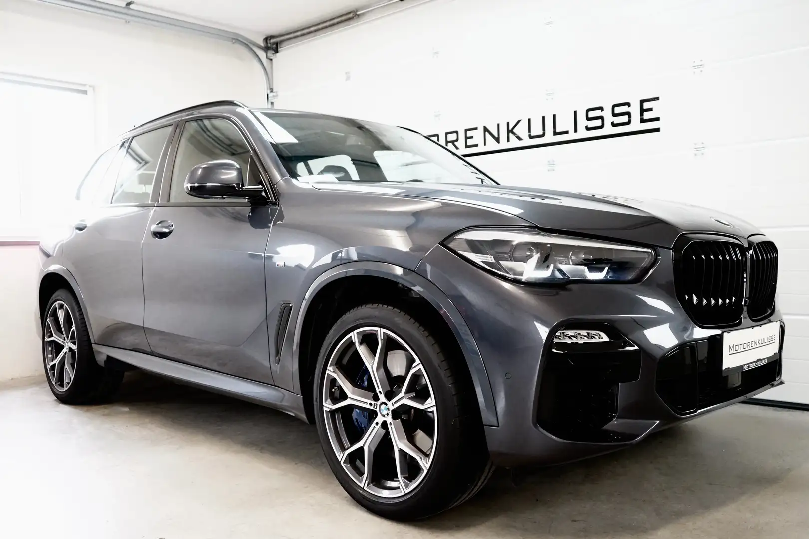 BMW X5 xDrive45e M Sport Aut - HeadUp - PANO - LC Prof. Grau - 2