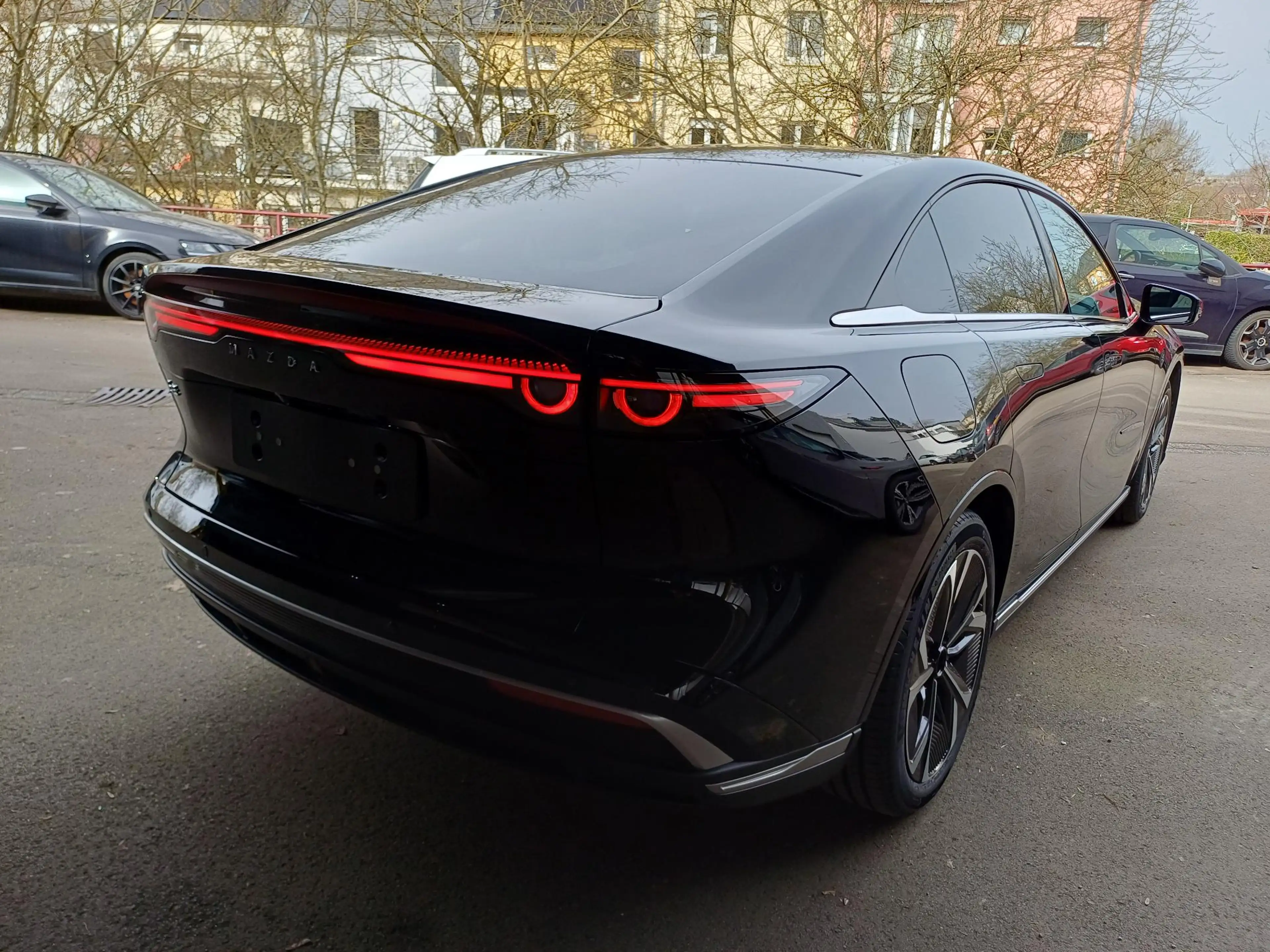 Mazda 6e Mazda BEV 68.8 kWh 190kW Takumi — photo 5