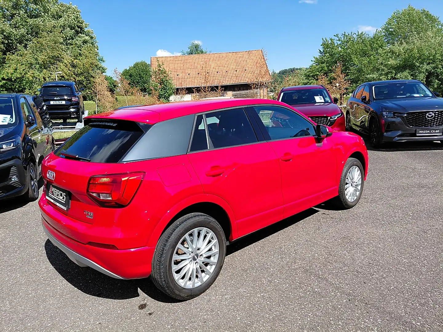 Audi Q2 1,0 TFSI Design Rot - 2