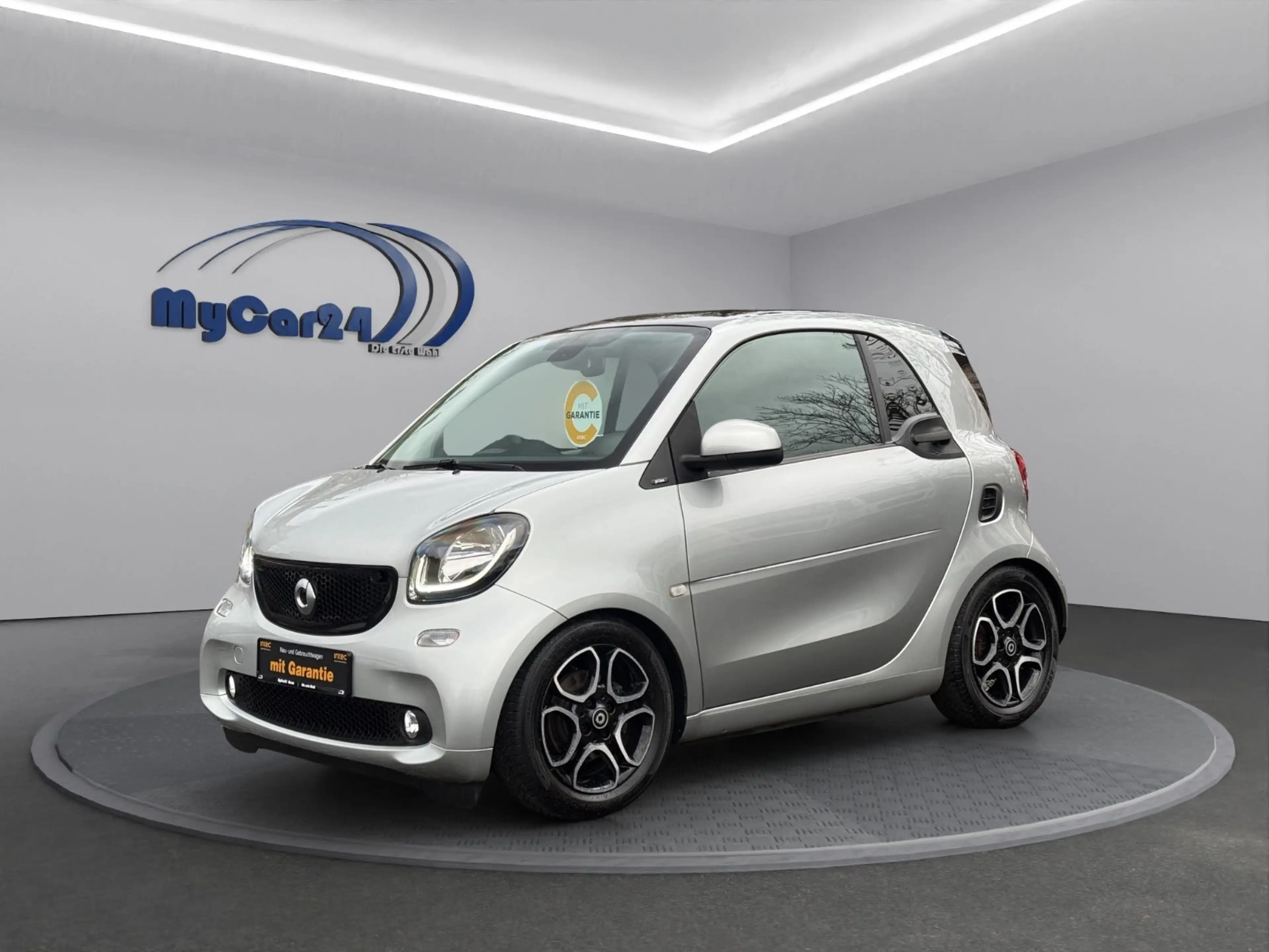 smart forTwo I Leder I JBL Sound I LEDI18 Zoll 4Season