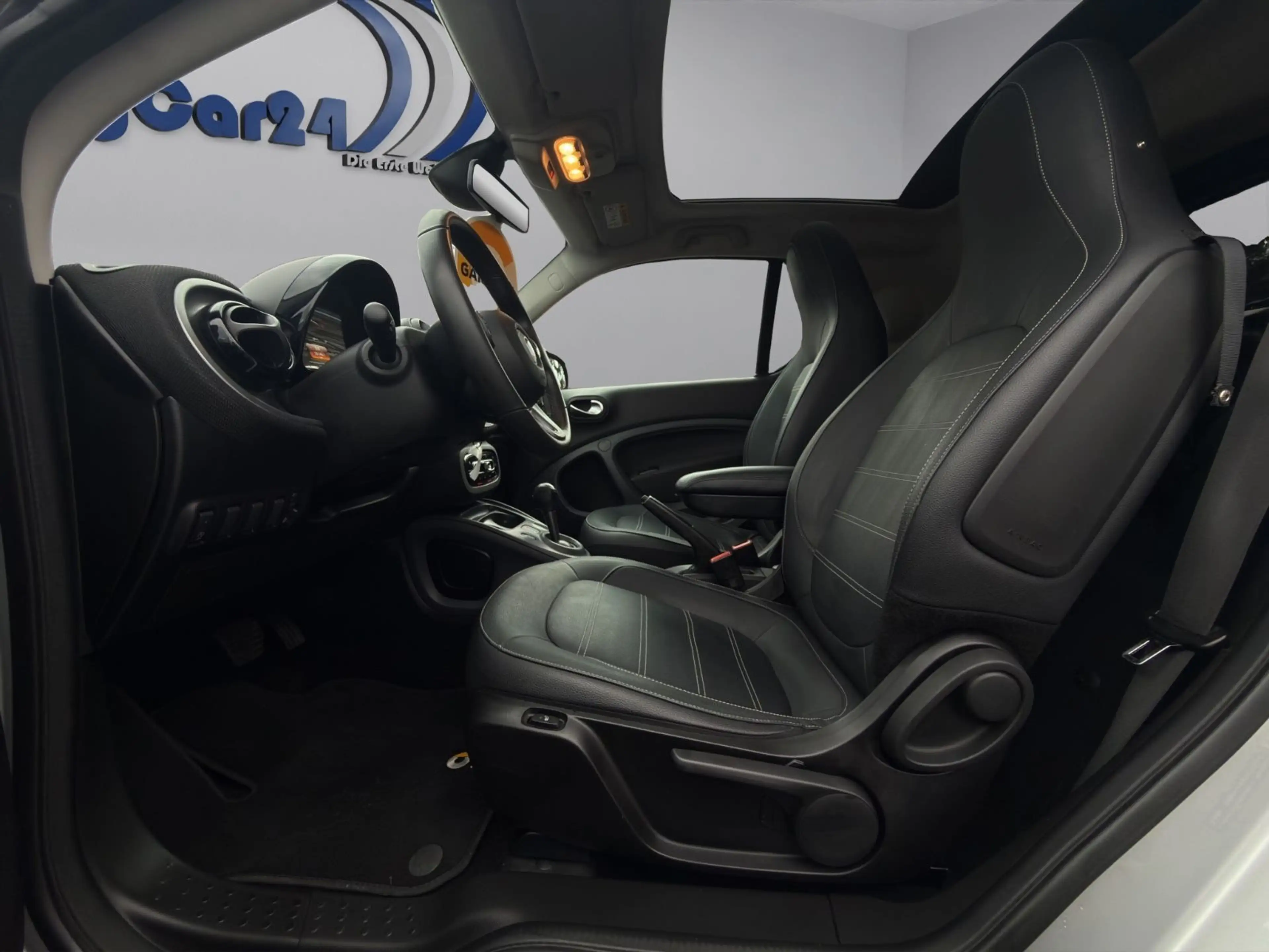smart forTwo I Leder I JBL Sound I LEDI18 Zoll 4Season — photo 13