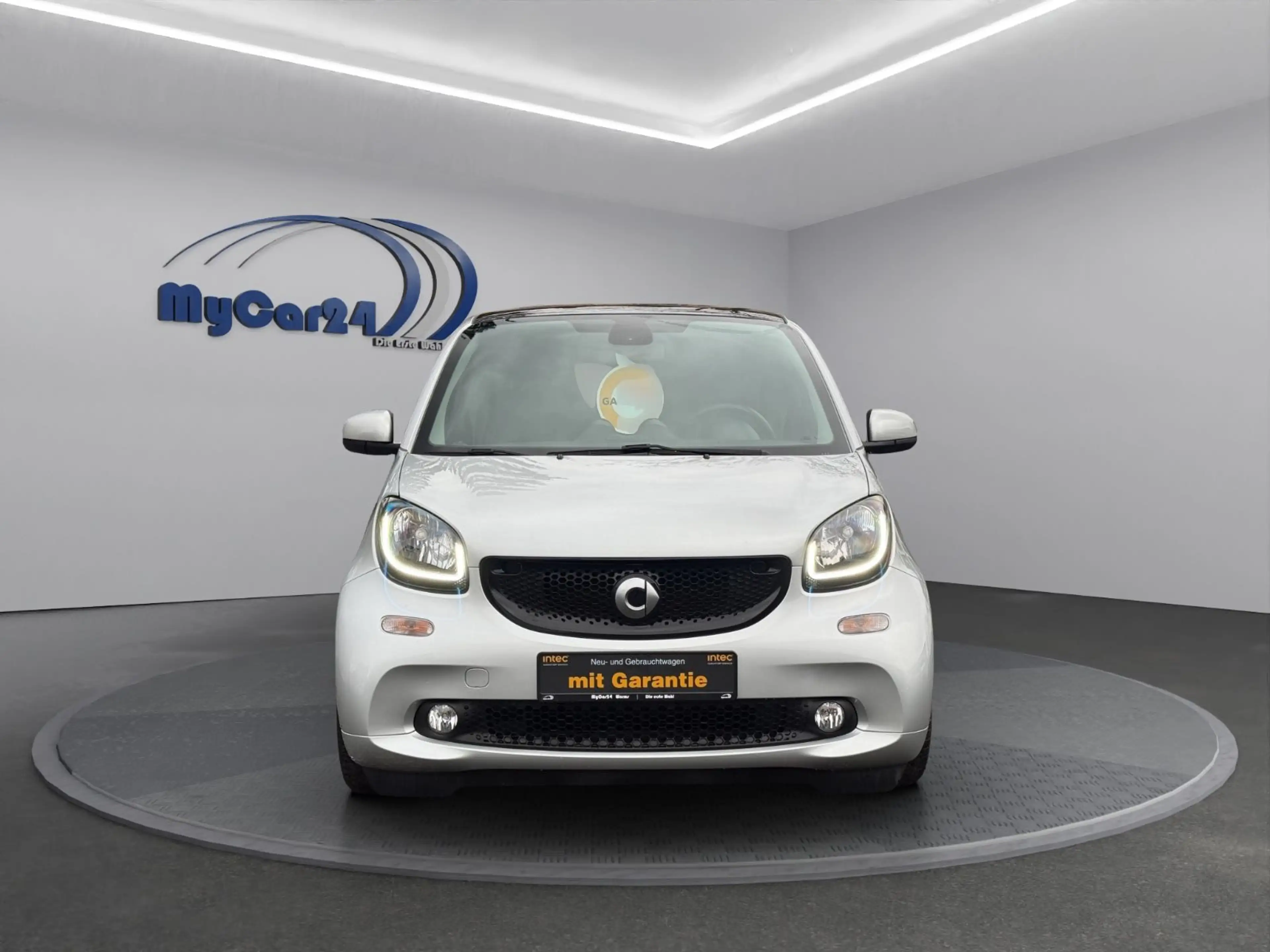 smart forTwo I Leder I JBL Sound I LEDI18 Zoll 4Season — photo 7