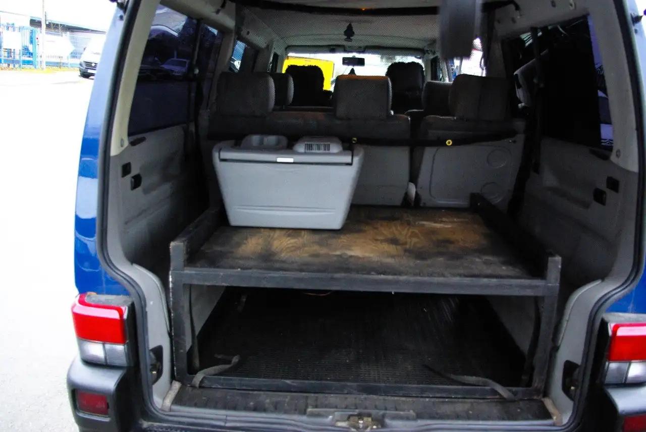 Volkswagen T4 Caravelle 2.5 TDI 65kW ** neuer Motor **, foto 8