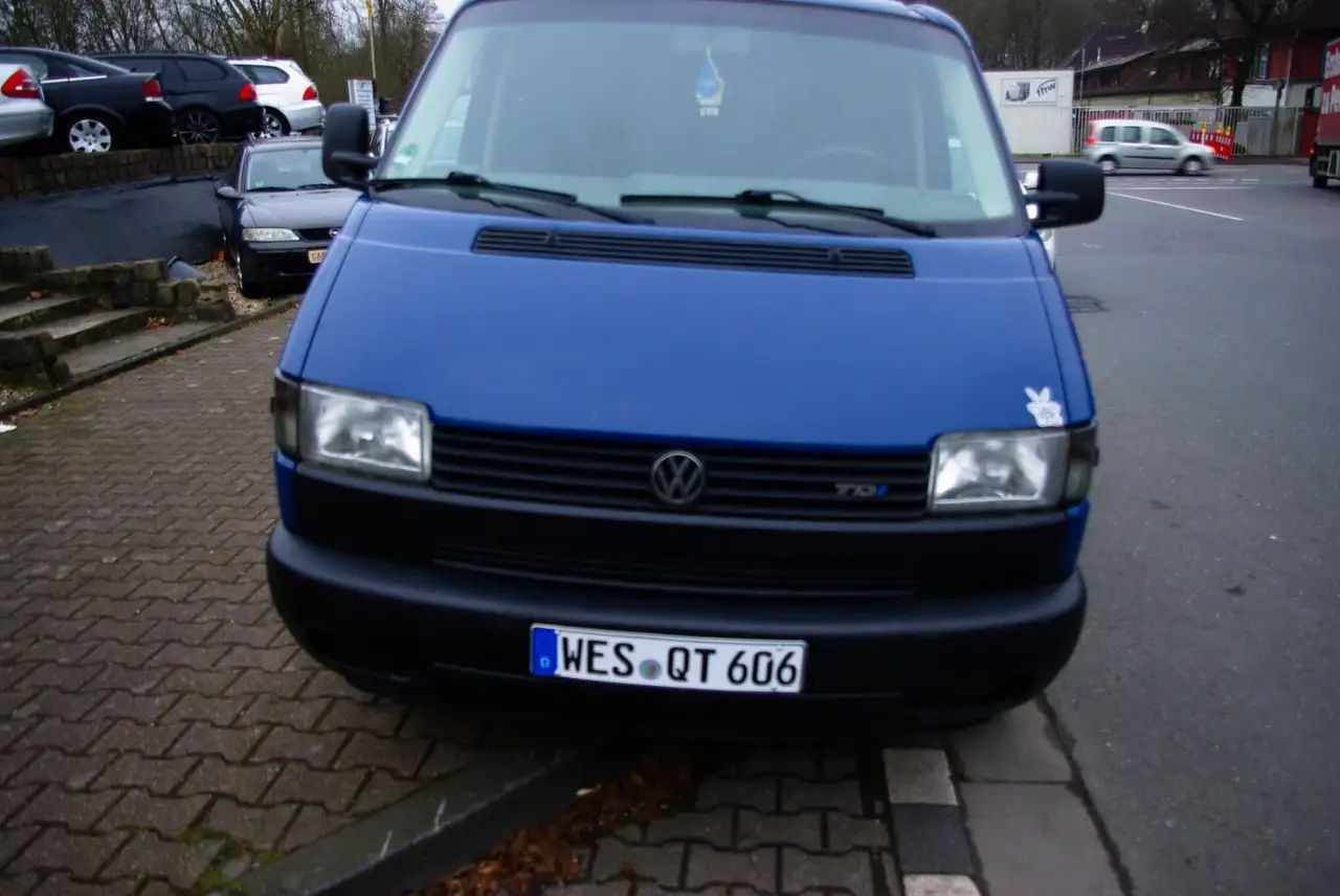 Volkswagen T4 Caravelle 2.5 TDI 65kW ** neuer Motor **, foto 1
