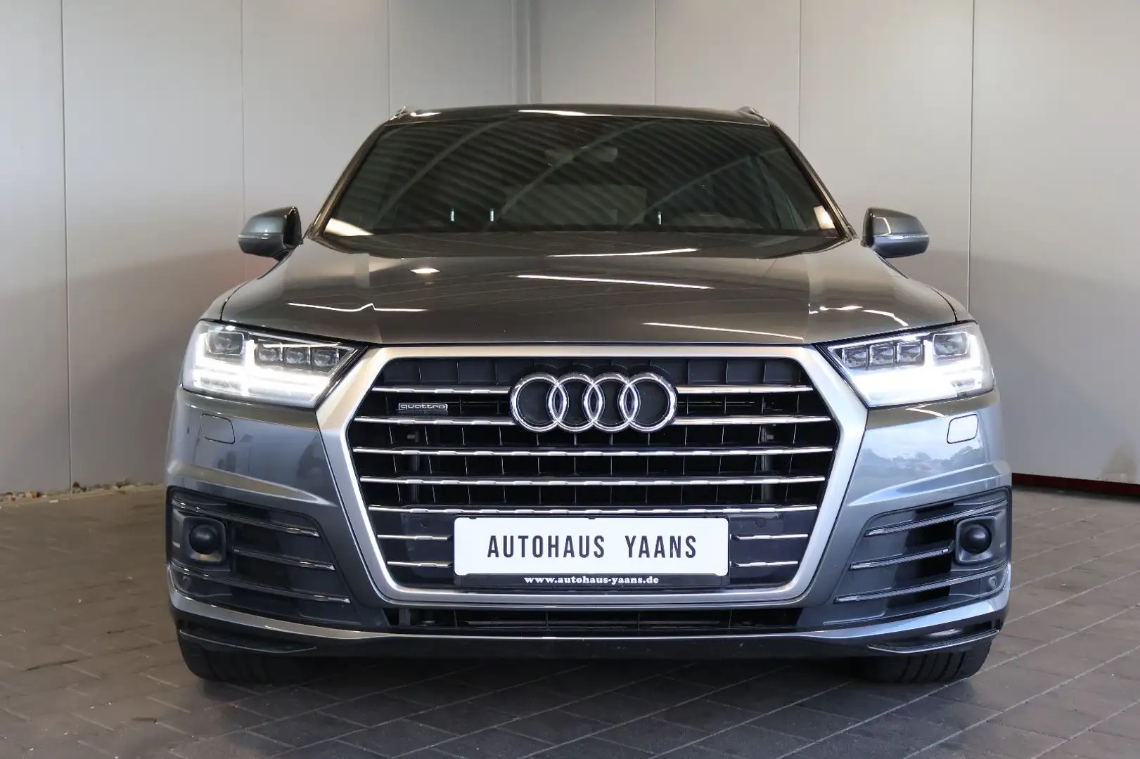 Audi Q7 50 TDI qu. S-LINE LUFT+HUD+ACC+PANO+22"+AHK Grau - 2