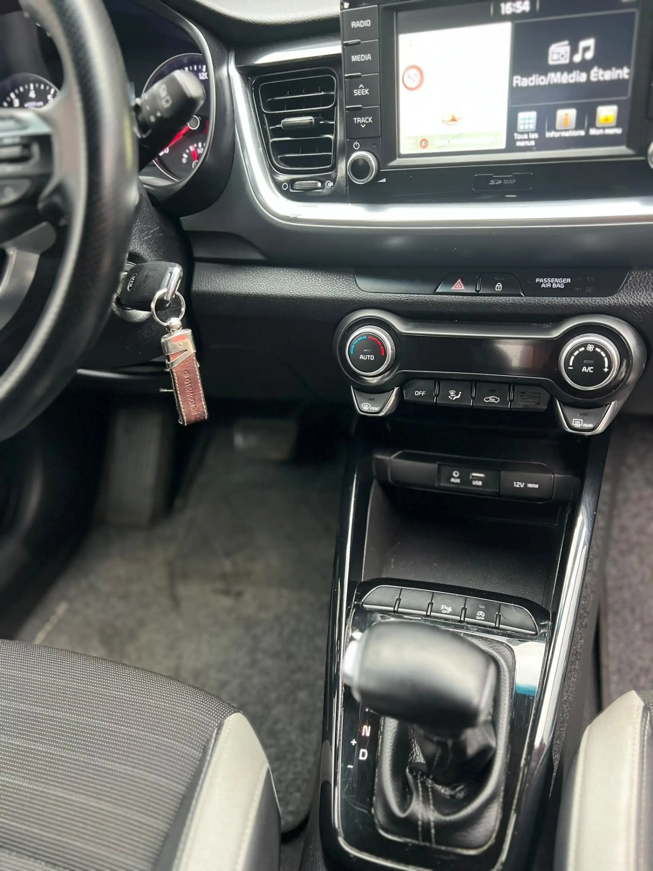 Kia Stonic Stonic 1.0 T Black Edition ISG DCT — photo 13