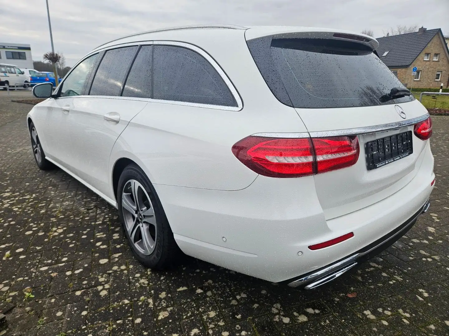Mercedes-Benz E 200 T-Modell E 200d AHK LED KAM WIDESCREEN MULTIBEAM Weiß - 2
