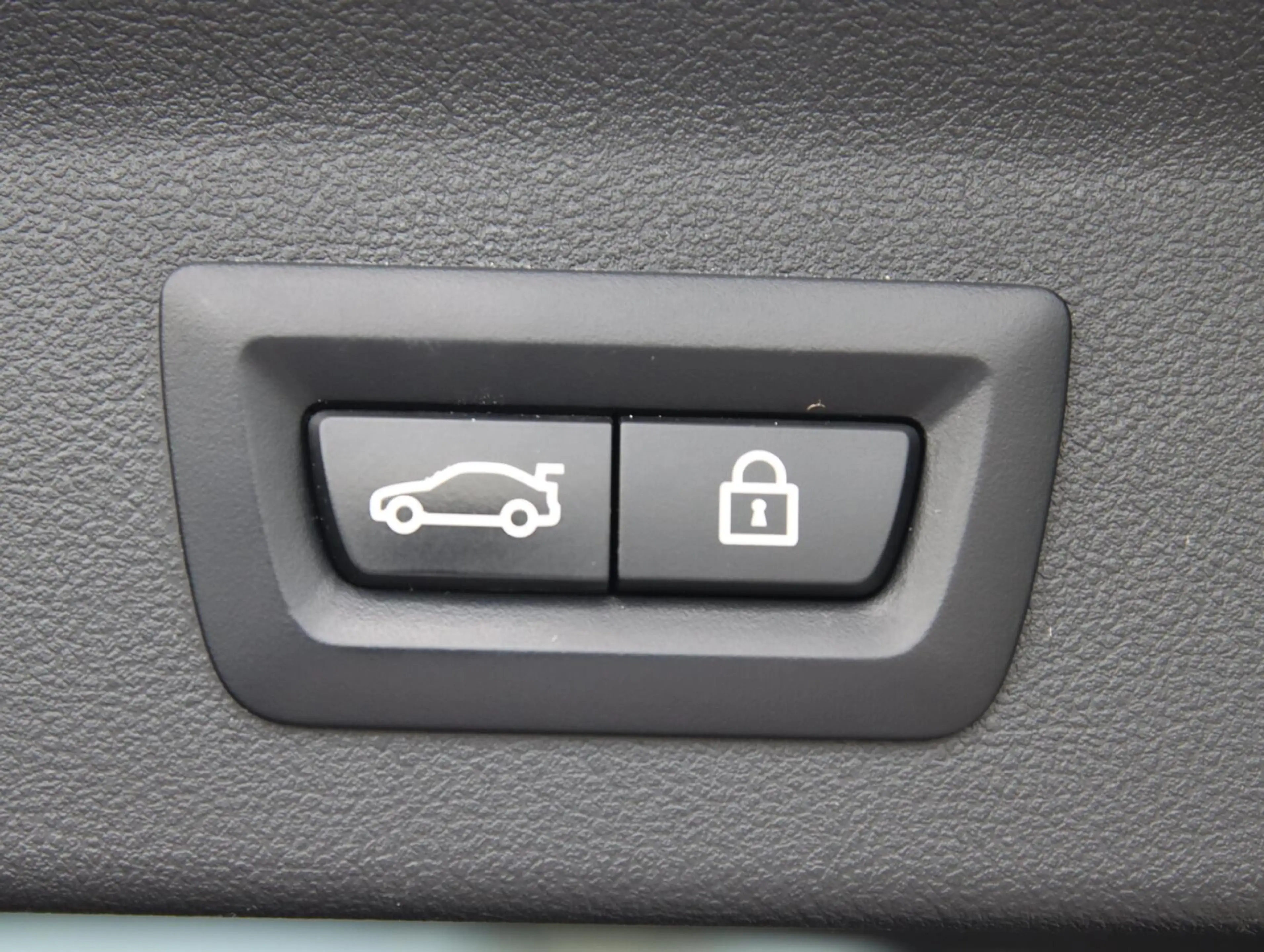 BMW iX3 High Executive 80 kWh | SOH 94% | Panoramadak | — photo 32