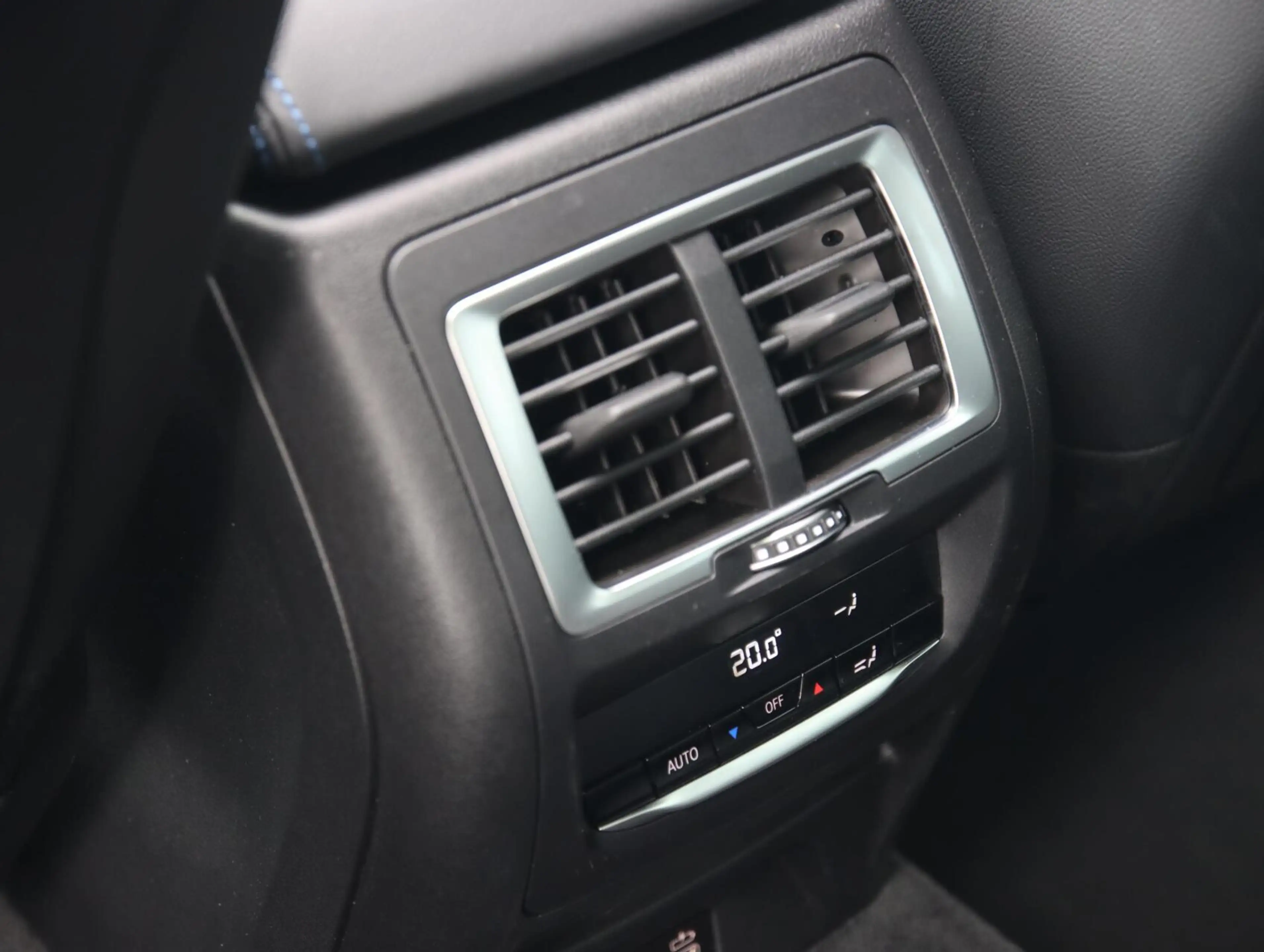 BMW iX3 High Executive 80 kWh | SOH 94% | Panoramadak | — photo 50