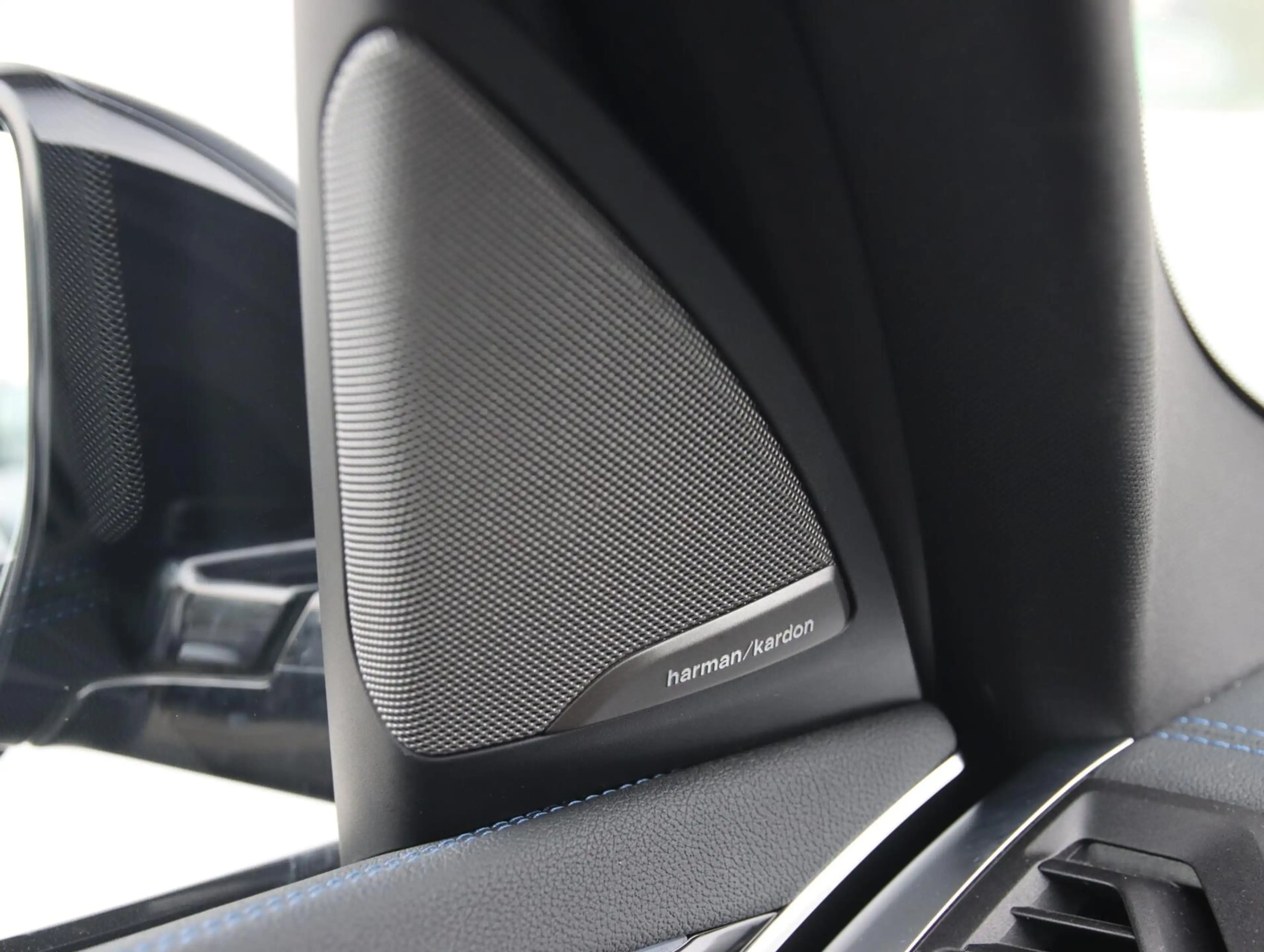 BMW iX3 High Executive 80 kWh | SOH 94% | Panoramadak | — photo 18