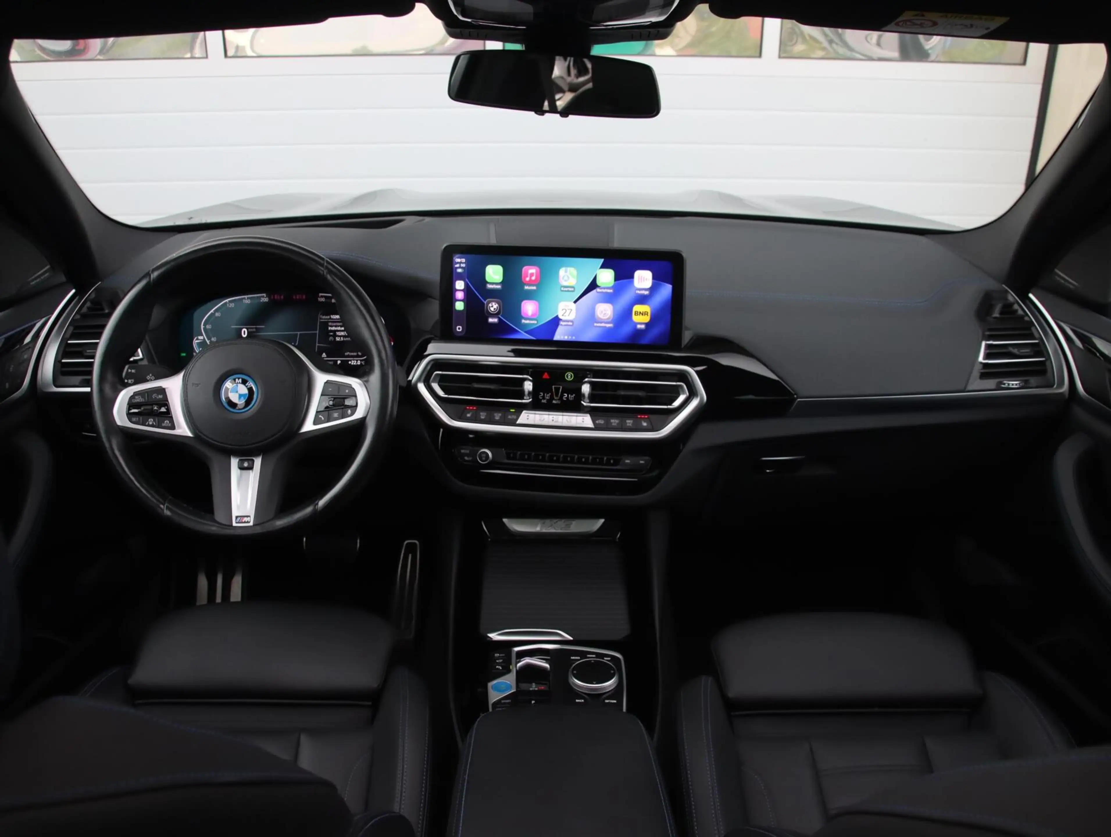 BMW iX3 High Executive 80 kWh | SOH 94% | Panoramadak | — photo 44