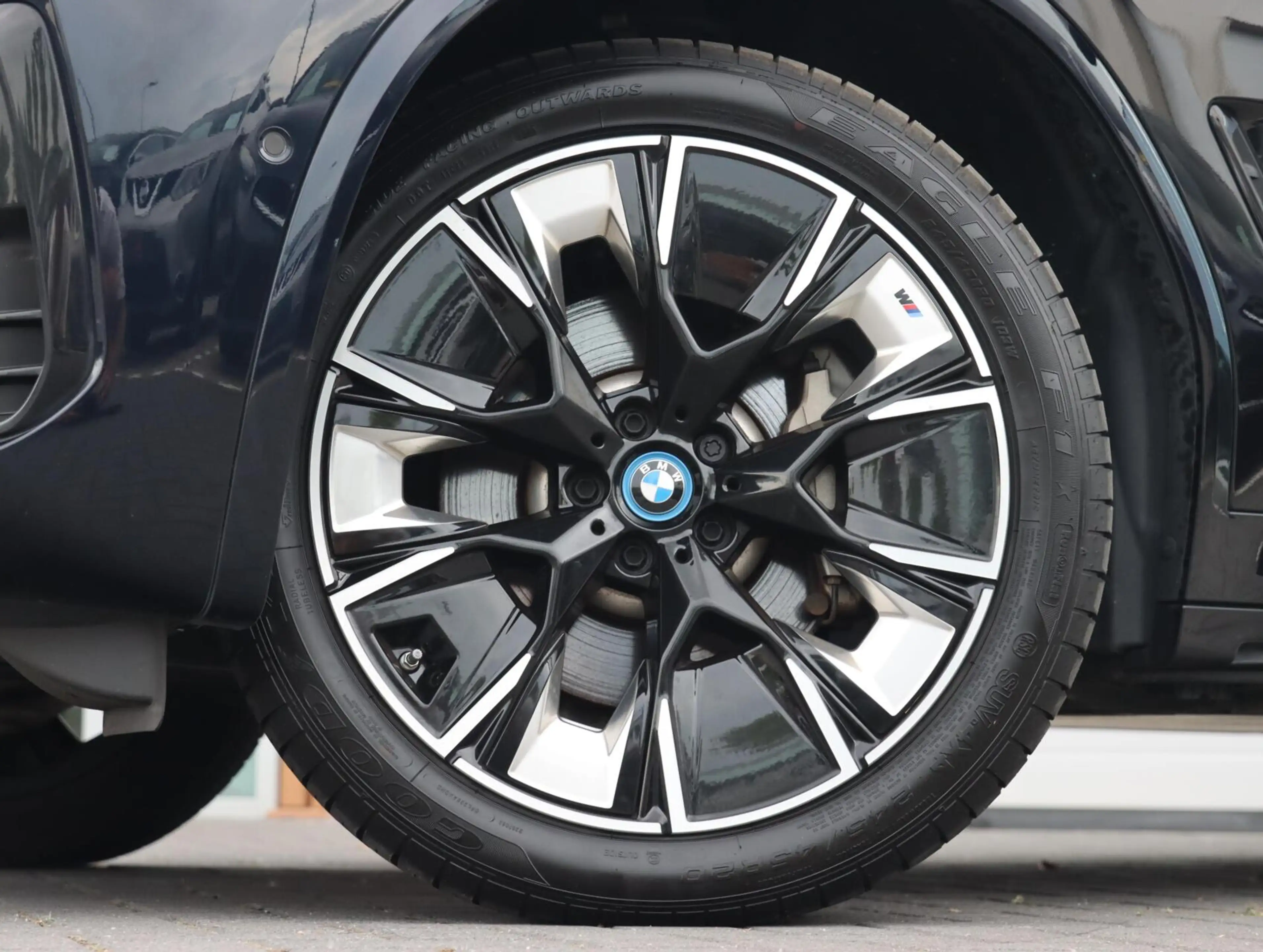 BMW iX3 High Executive 80 kWh | SOH 94% | Panoramadak | — photo 11