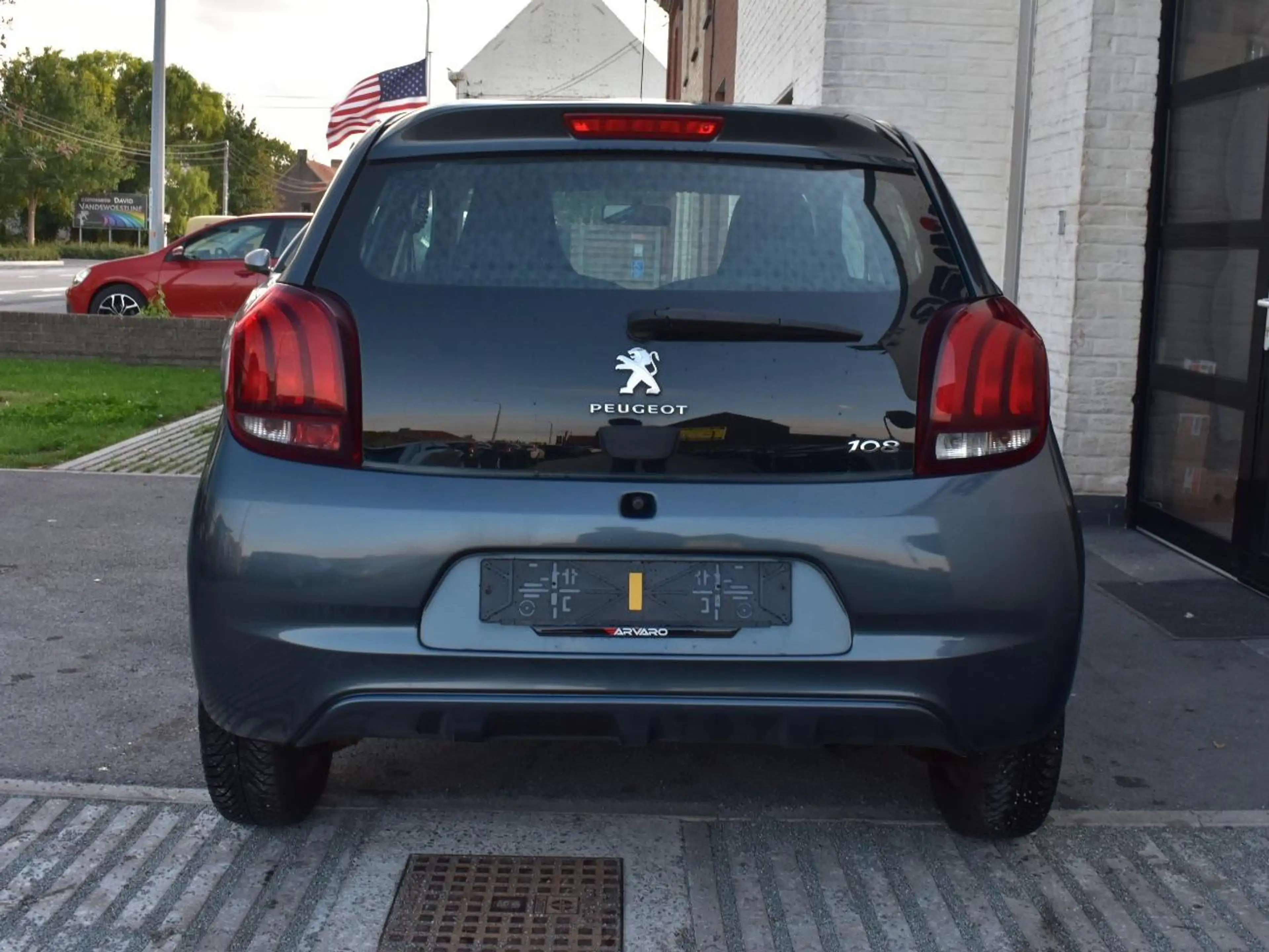 Peugeot 108 1.0 VTi Access / Xenon / Airco / Bluetooth / Garantie — photo 9