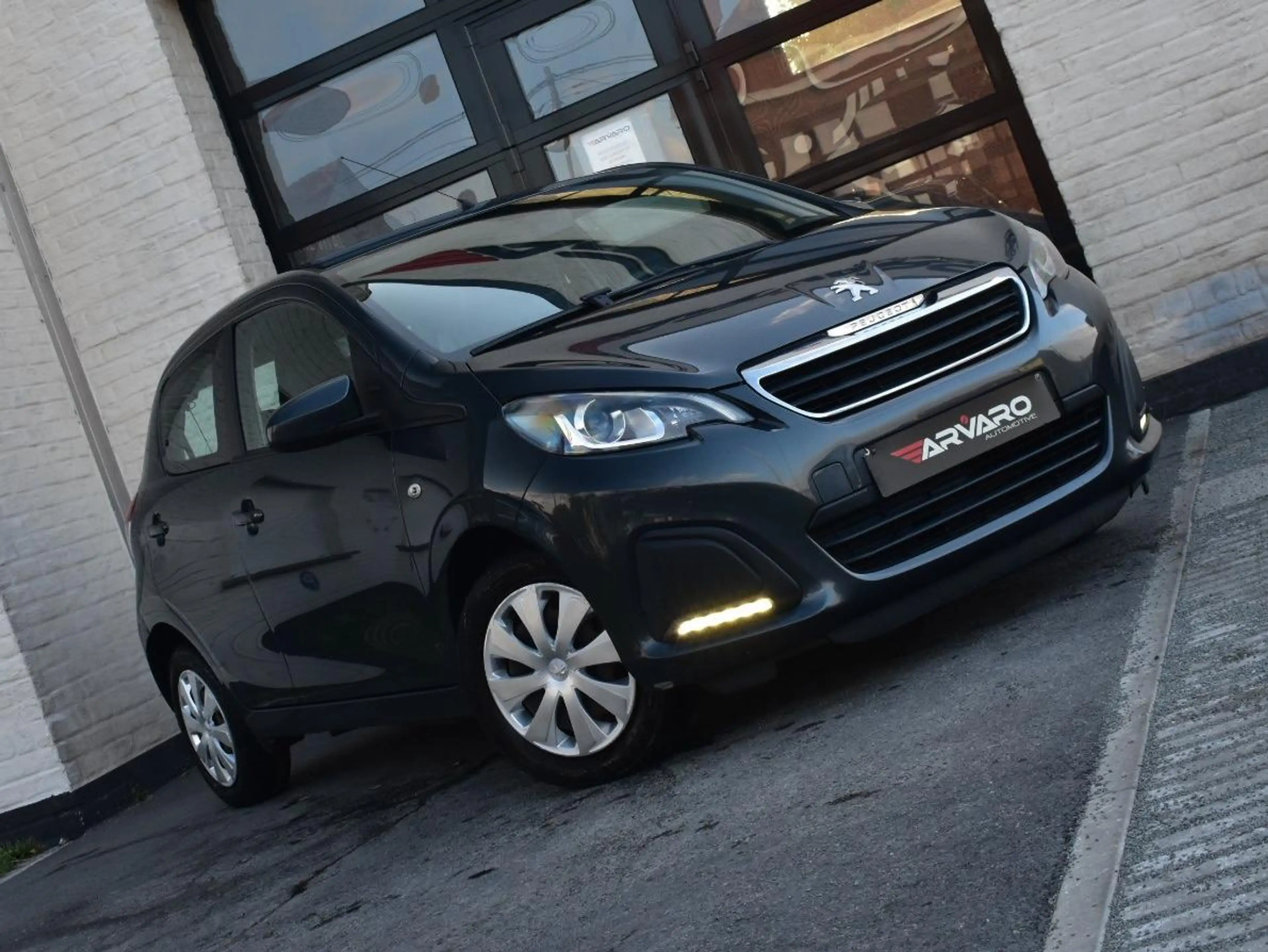 Peugeot 108 1.0 VTi Access / Xenon / Airco / Bluetooth / Garantie — photo 4