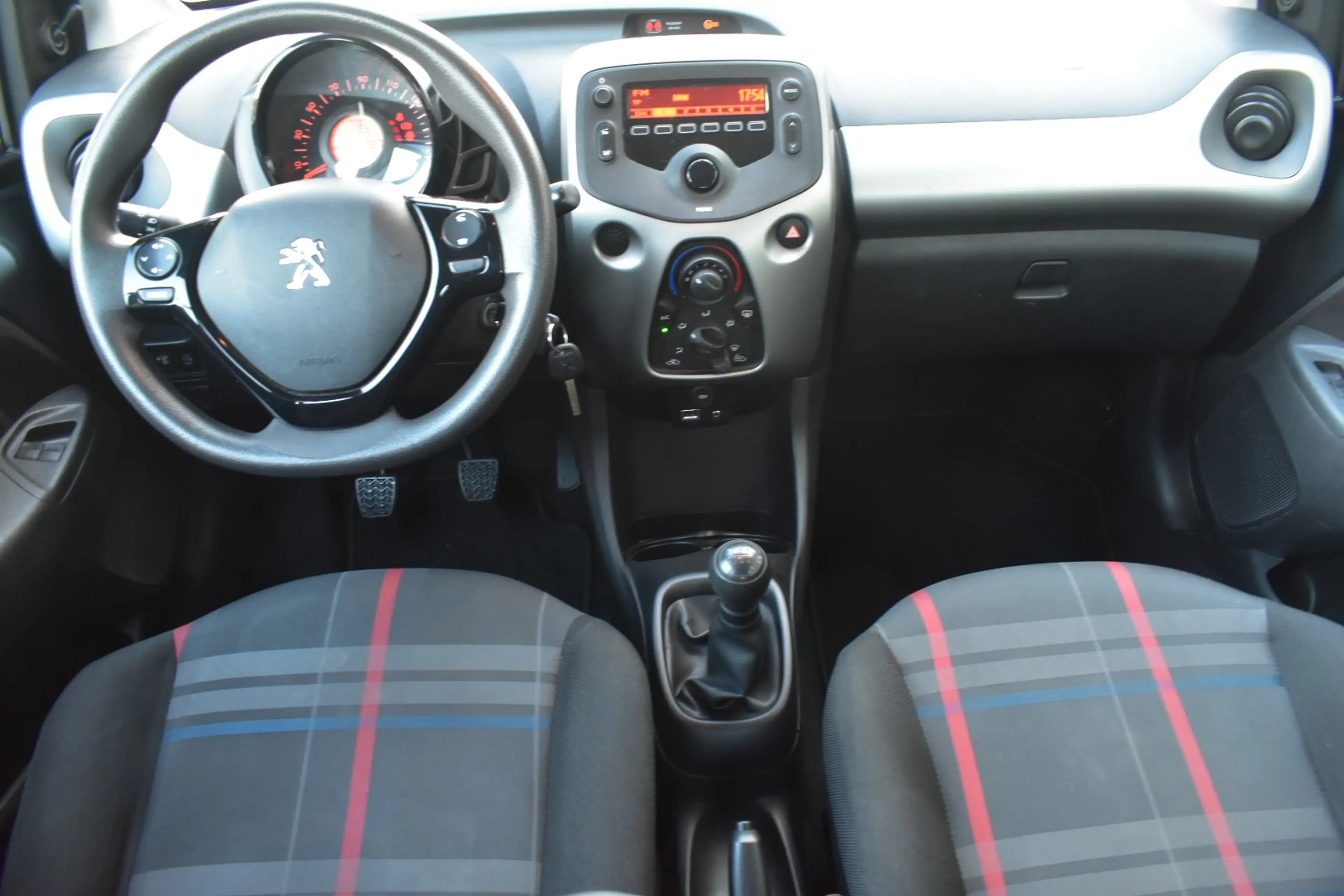 Peugeot 108 1.0 VTi Access / Xenon / Airco / Bluetooth / Garantie — photo 13