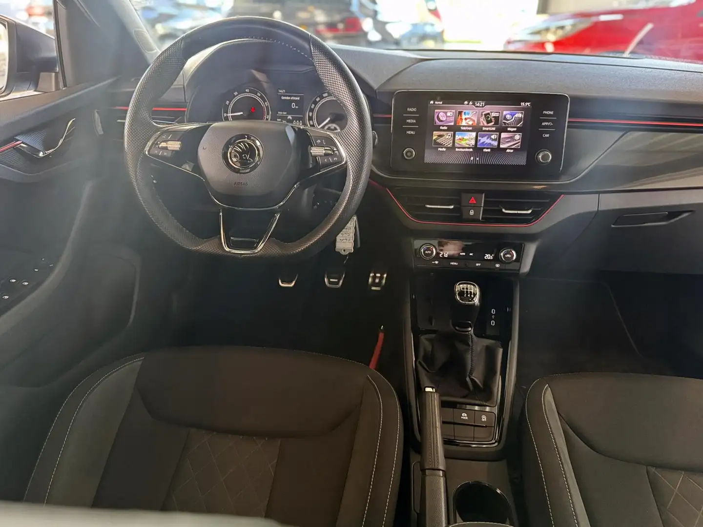 Skoda Scala 1.0 TSI 85kW Sport Business|Panoramadak|Apple&Andr Blauw - 2