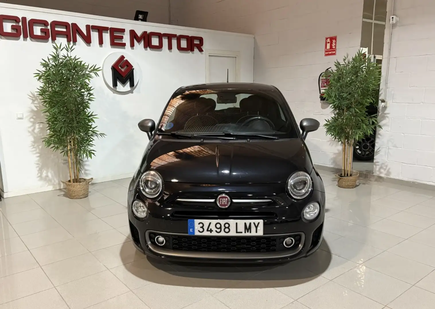 Fiat 500 1.0 Hybrid Sport 52kW Zwart - 2