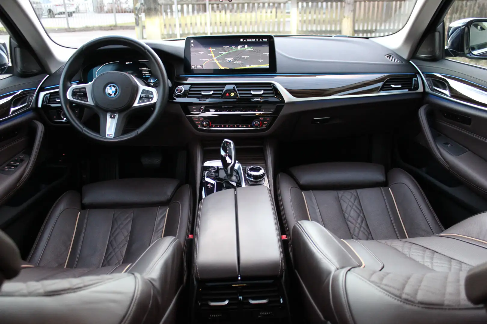 BMW 545 545 e xDrive Luxury Line Laser GSD HUD RFK VOLL 1H Albastru - 2