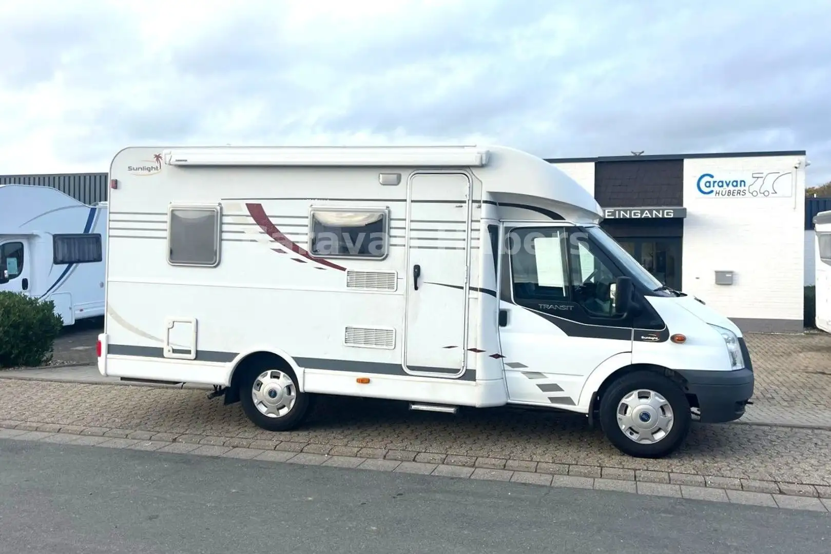 Sunlight T 58 - Festbett - Klima - Tempomat - Weiß - 2