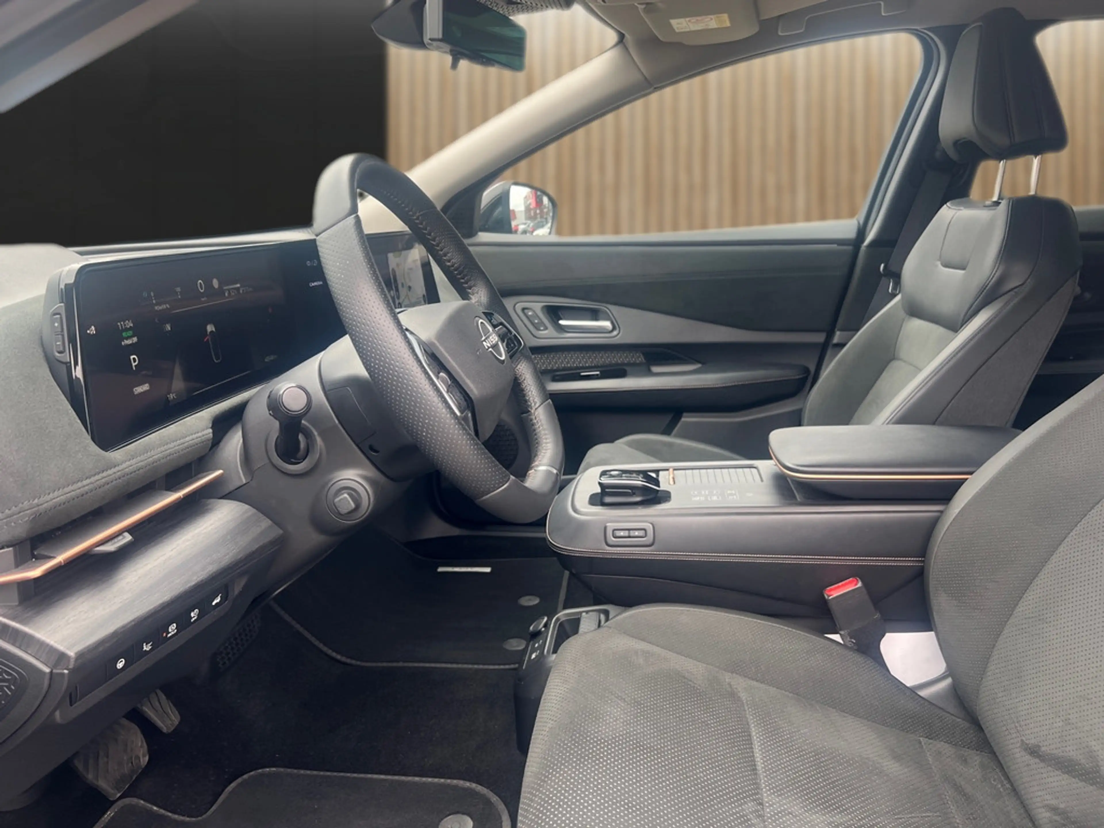 Nissan Ariya Evolve Pack 87kWh PANO HUD BOSE ACC LED — photo 13