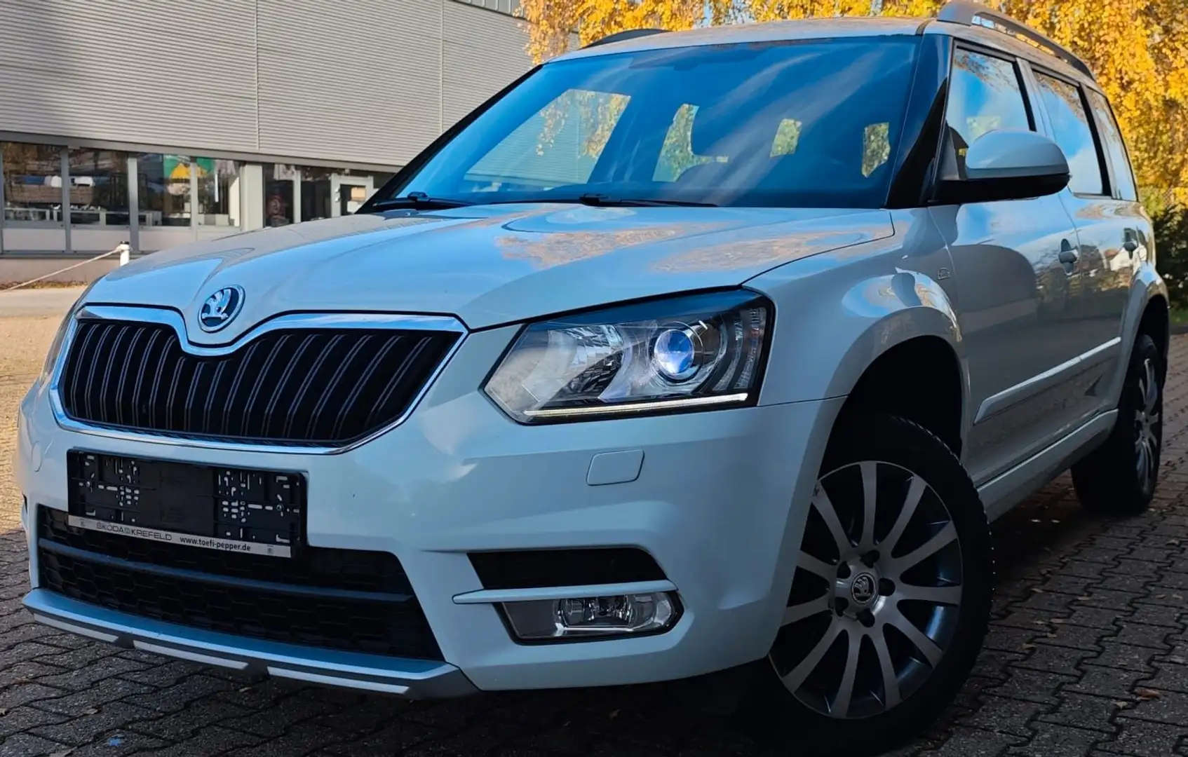 Skoda Yeti Edition Zahnriemen Neu Weiß - 1