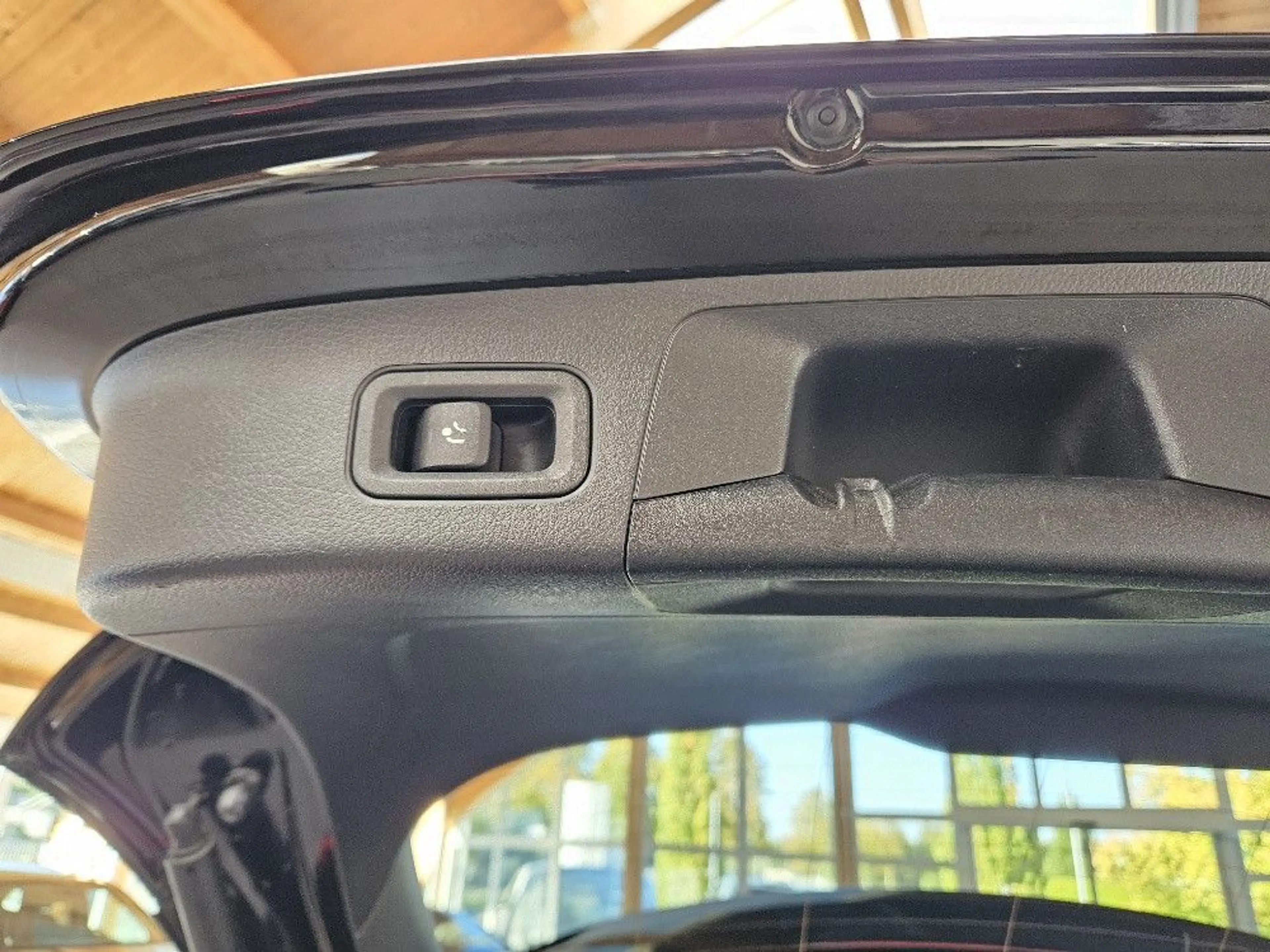 Mercedes-Benz EQA 250 Progressive Advanced FAP+AHK+Night Paket — photo 7