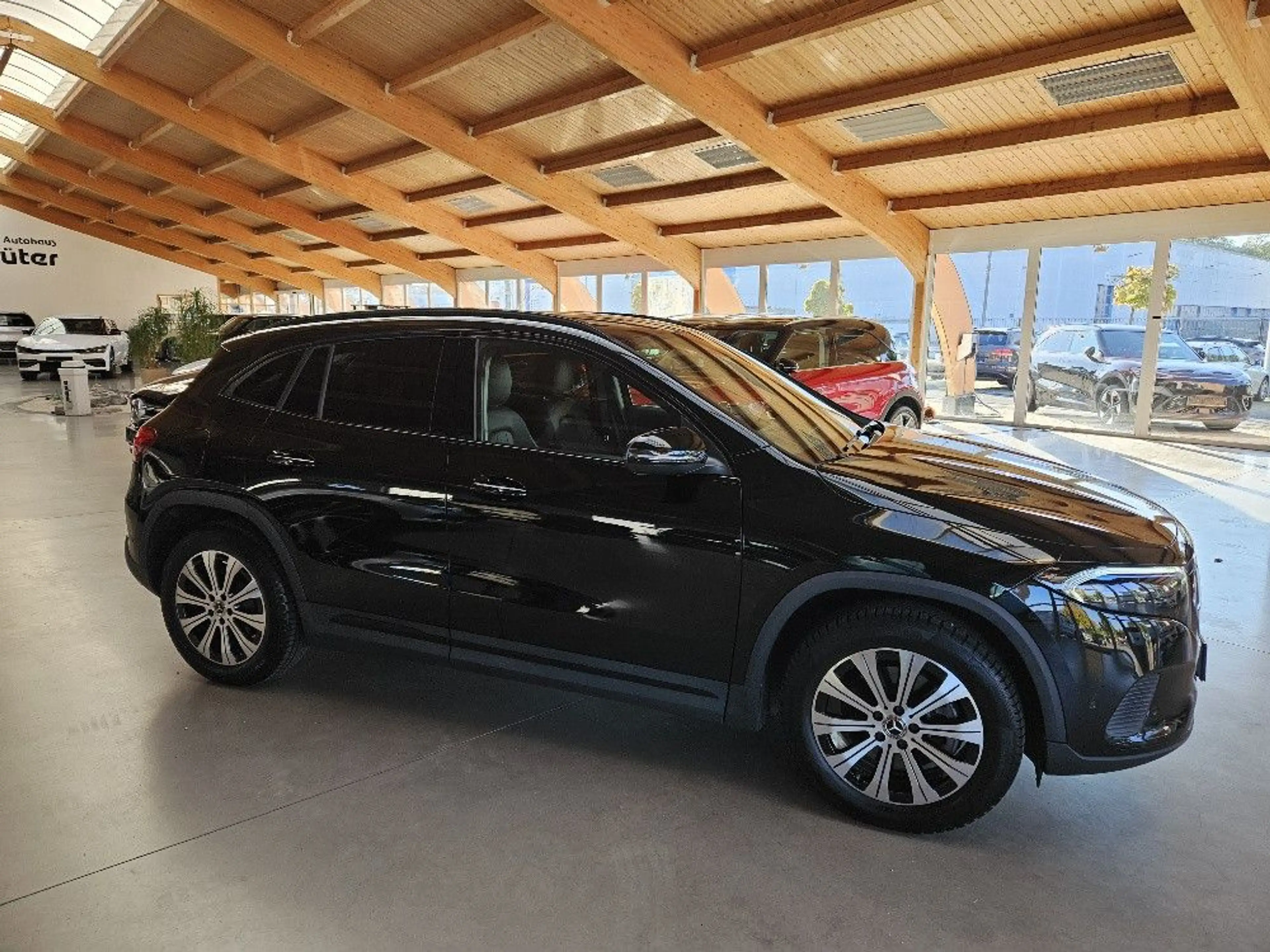 Mercedes-Benz EQA 250 Progressive Advanced FAP+AHK+Night Paket — photo 3