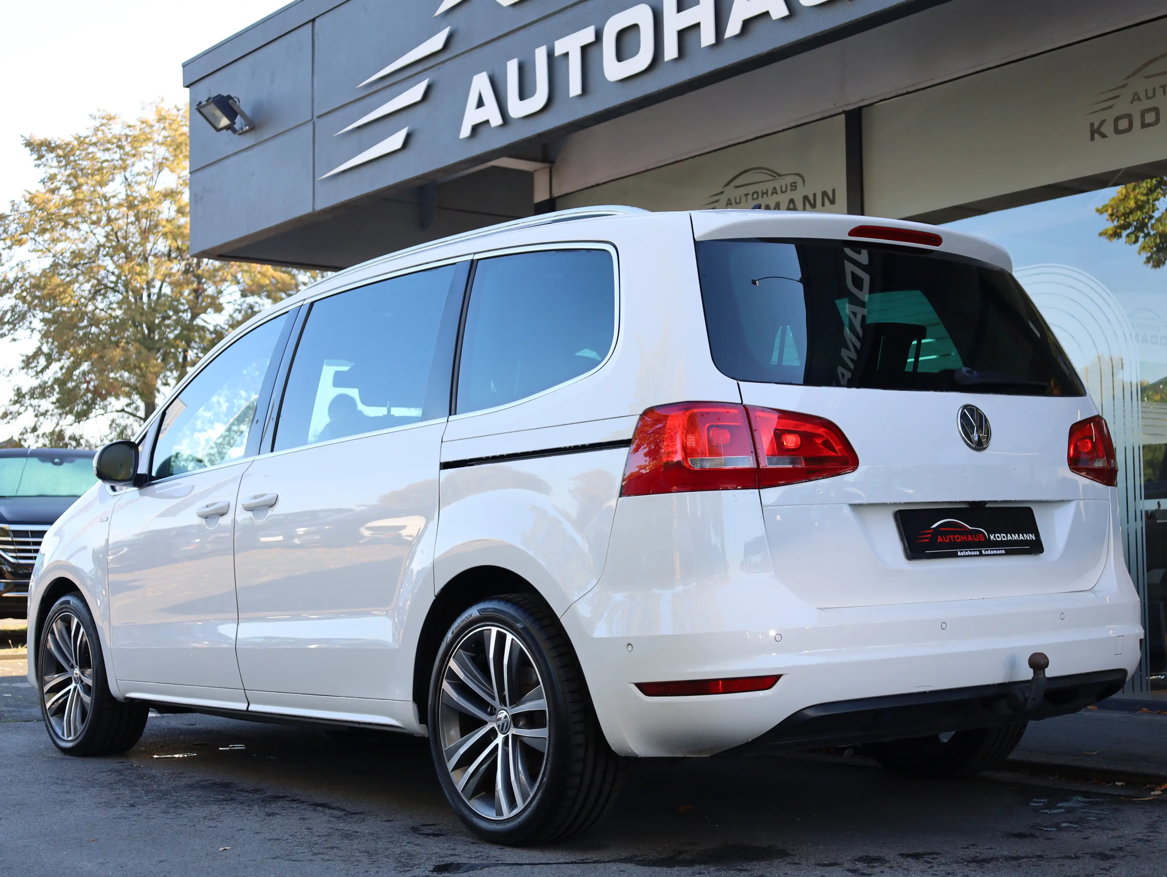 Volkswagen Sharan Life 2.0 TDI*7 Sitze*Navi*Cam*AHK*Pano — photo 9
