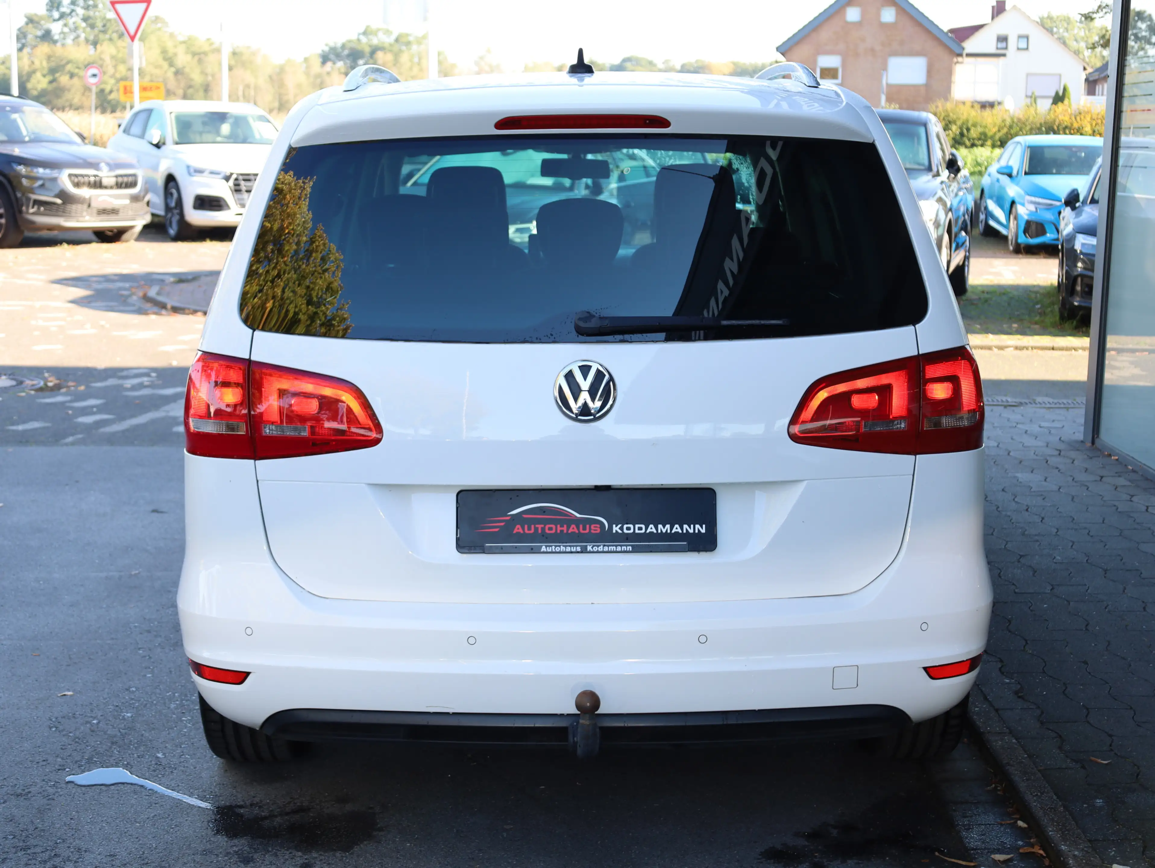 Volkswagen Sharan Life 2.0 TDI*7 Sitze*Navi*Cam*AHK*Pano — photo 7