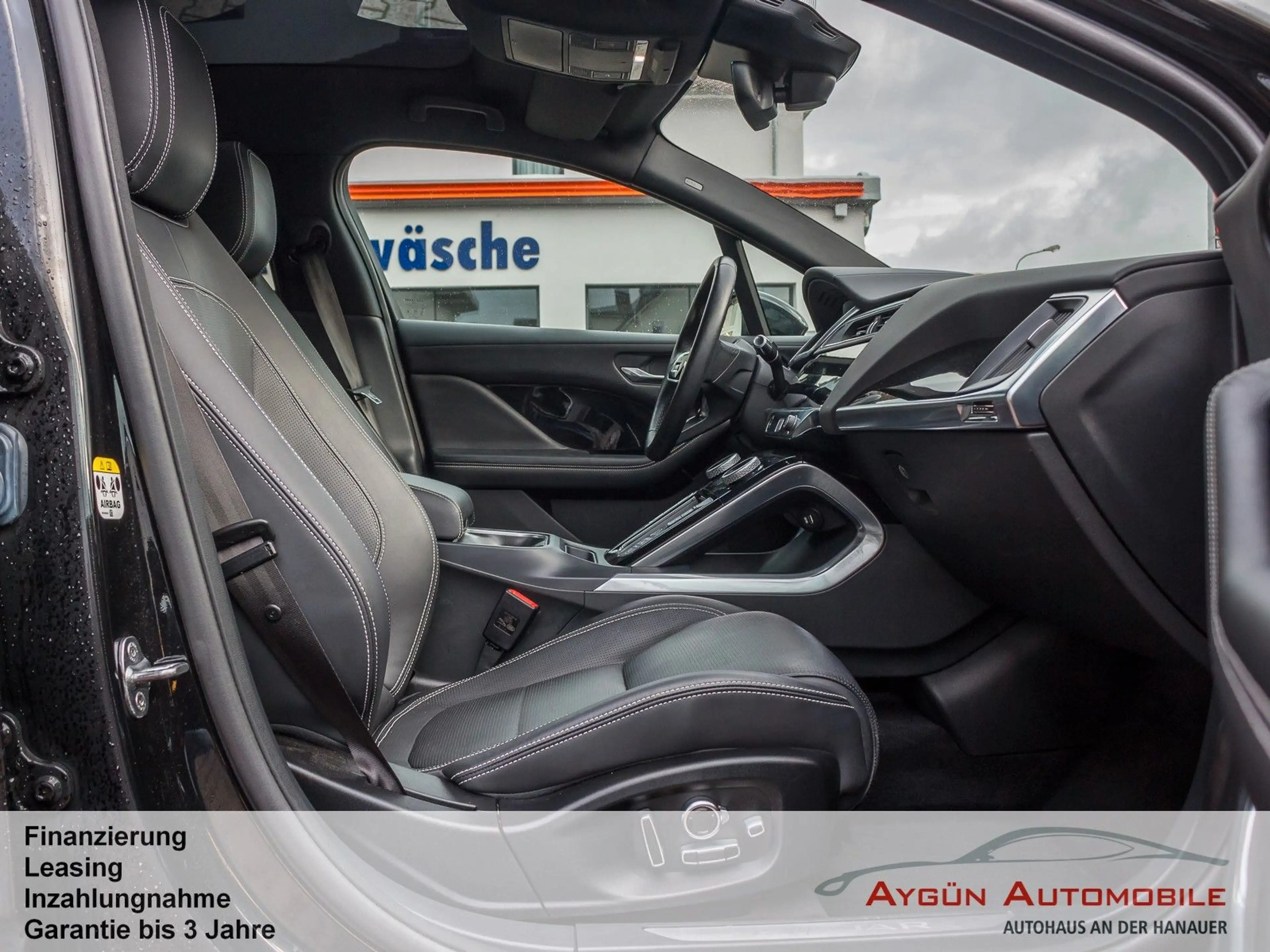 Jaguar I-Pace EV400 HSE*AHK*Head-Up*Luftfederung*Pano* — photo 12