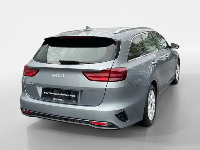 Kia Ceed view 5