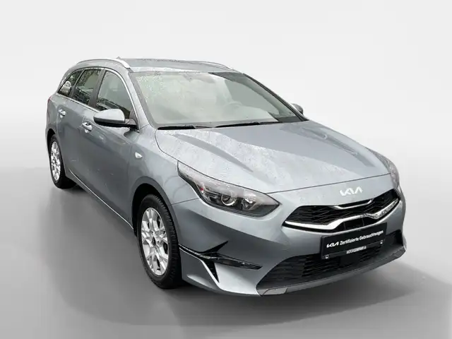 Kia Ceed view 7
