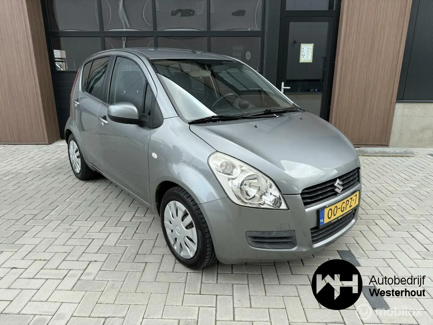 Suzuki Splash 1.2 Comfort AIRCO NWE APK NAP Bluetooth Gri - 1