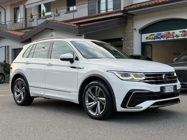 Volkswagen Tiguan Tiguan II 2021 2.0 tdi R-Line 150cv dsg