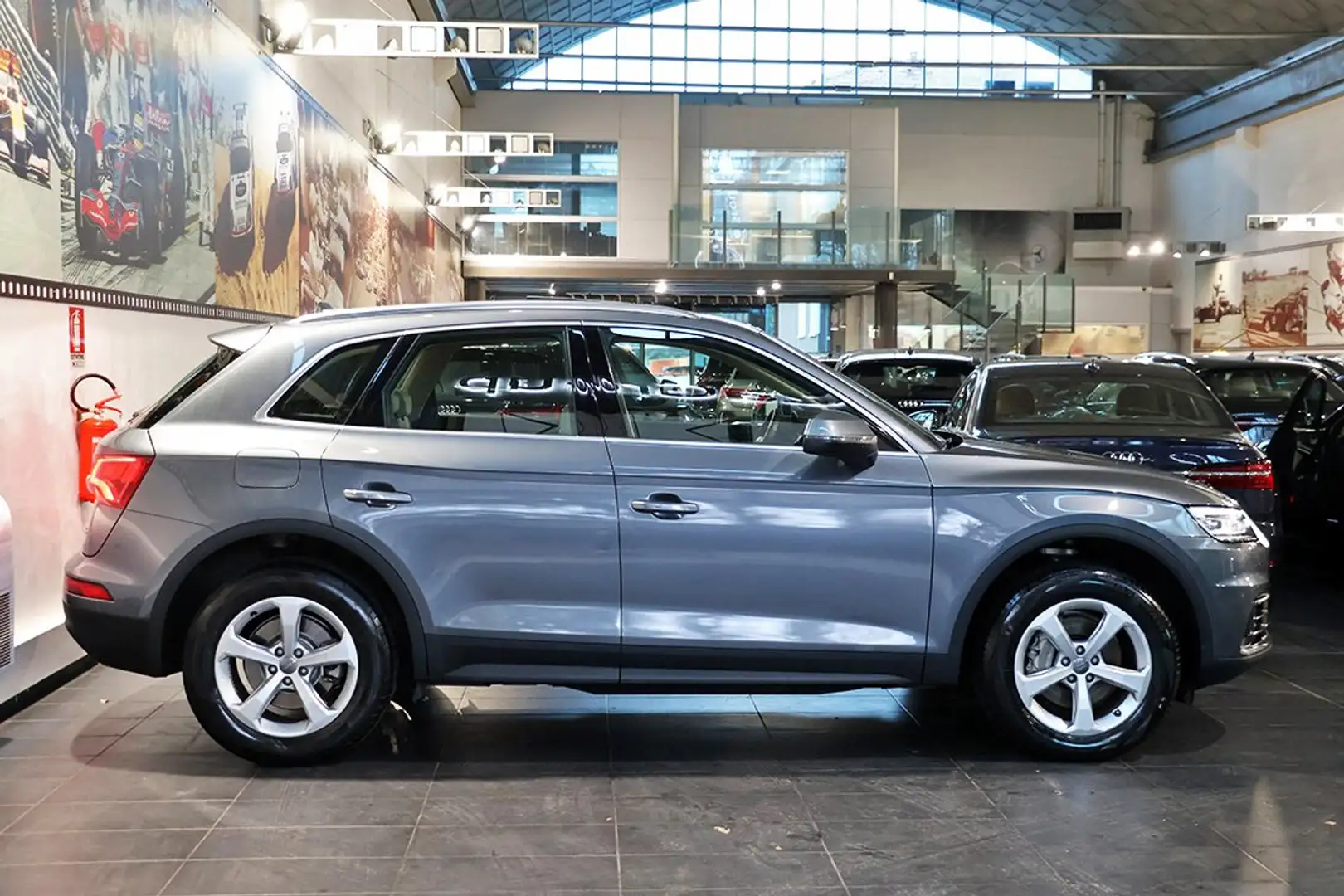 Audi Q5 40 TDI Quattro S-Tronic Business -TETTO/PELLE/TEL. Grigio - 2