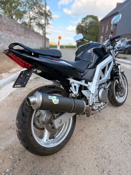 Suzuki SV650 - foto 2