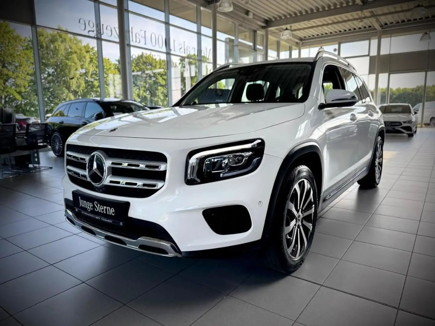 Mercedes-Benz GLB 220 d 4M AHK+KAMERA+LED+19''+MBUX+SITZH Blanc - 1