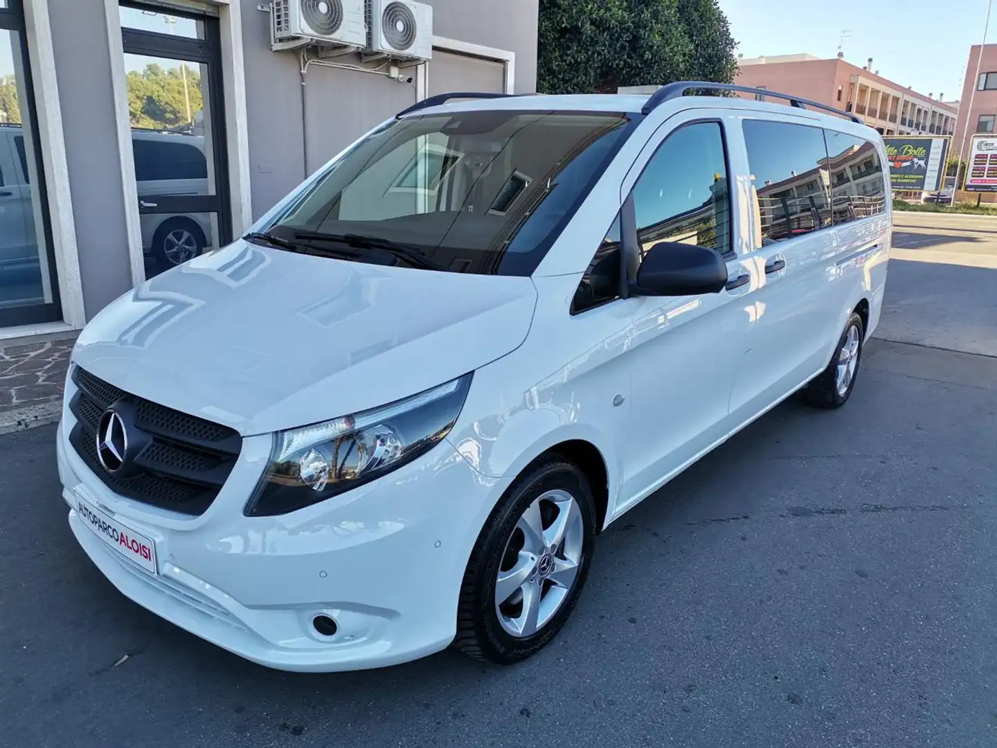 Mercedes-Benz Vito 2.2 119 CDI PL Tourer Pro Extra-Long White - 1