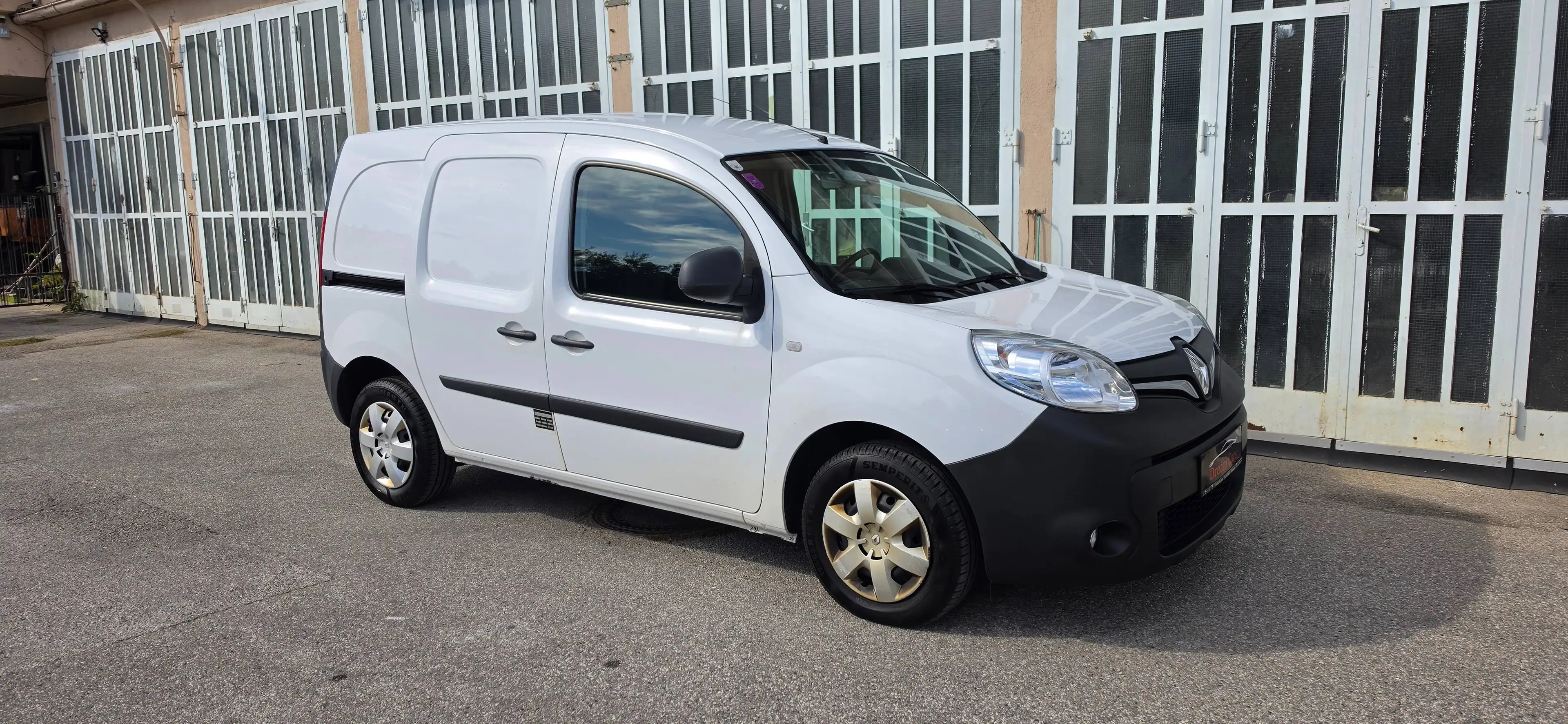 Renault Kangoo Express Medium ENERGY dCi 95 L1 — photo 6