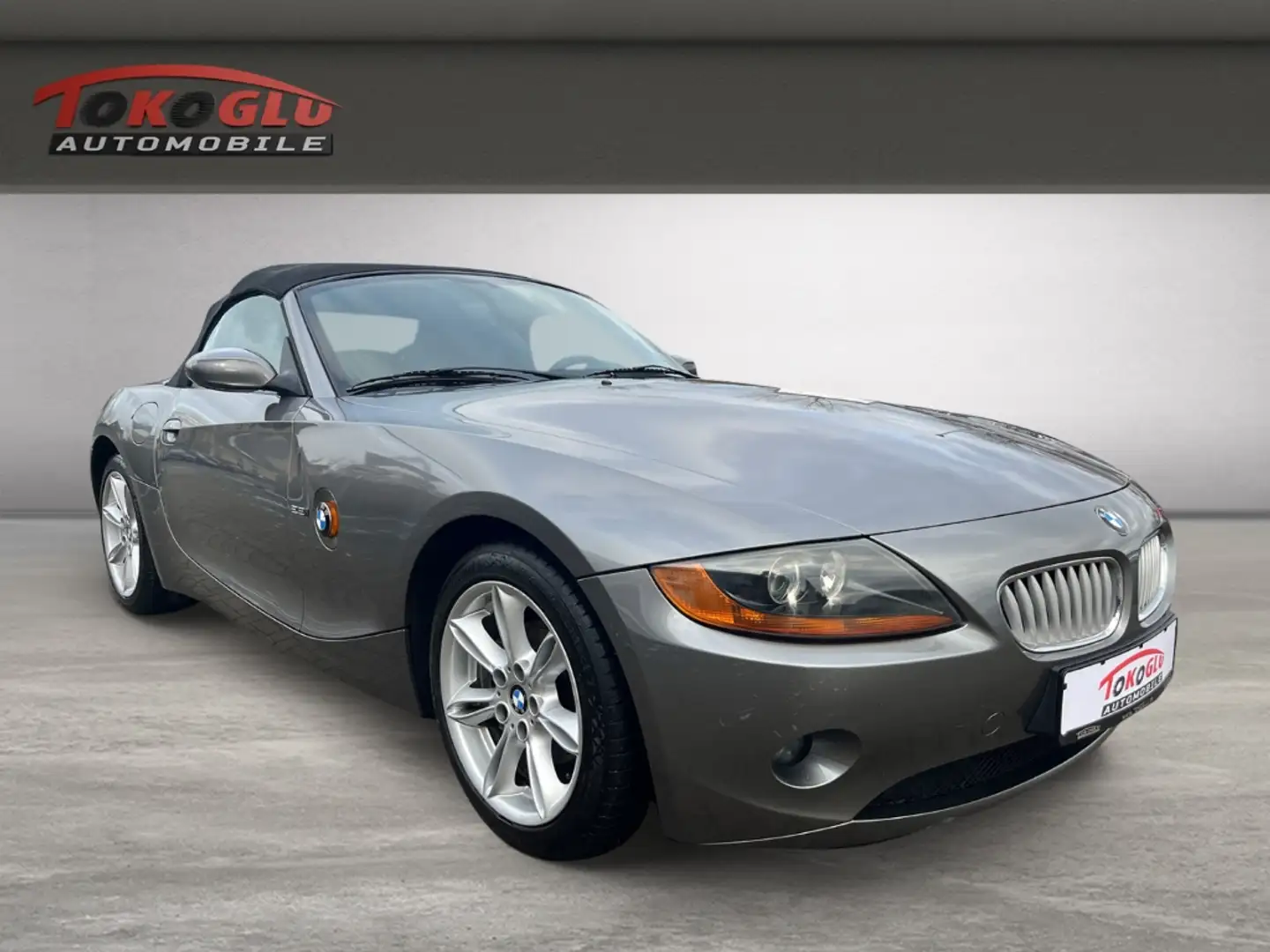 BMW Z4 2.2i Roadster El. Verdeck Alarm Alu Klima el.SP Sp Grau - 1