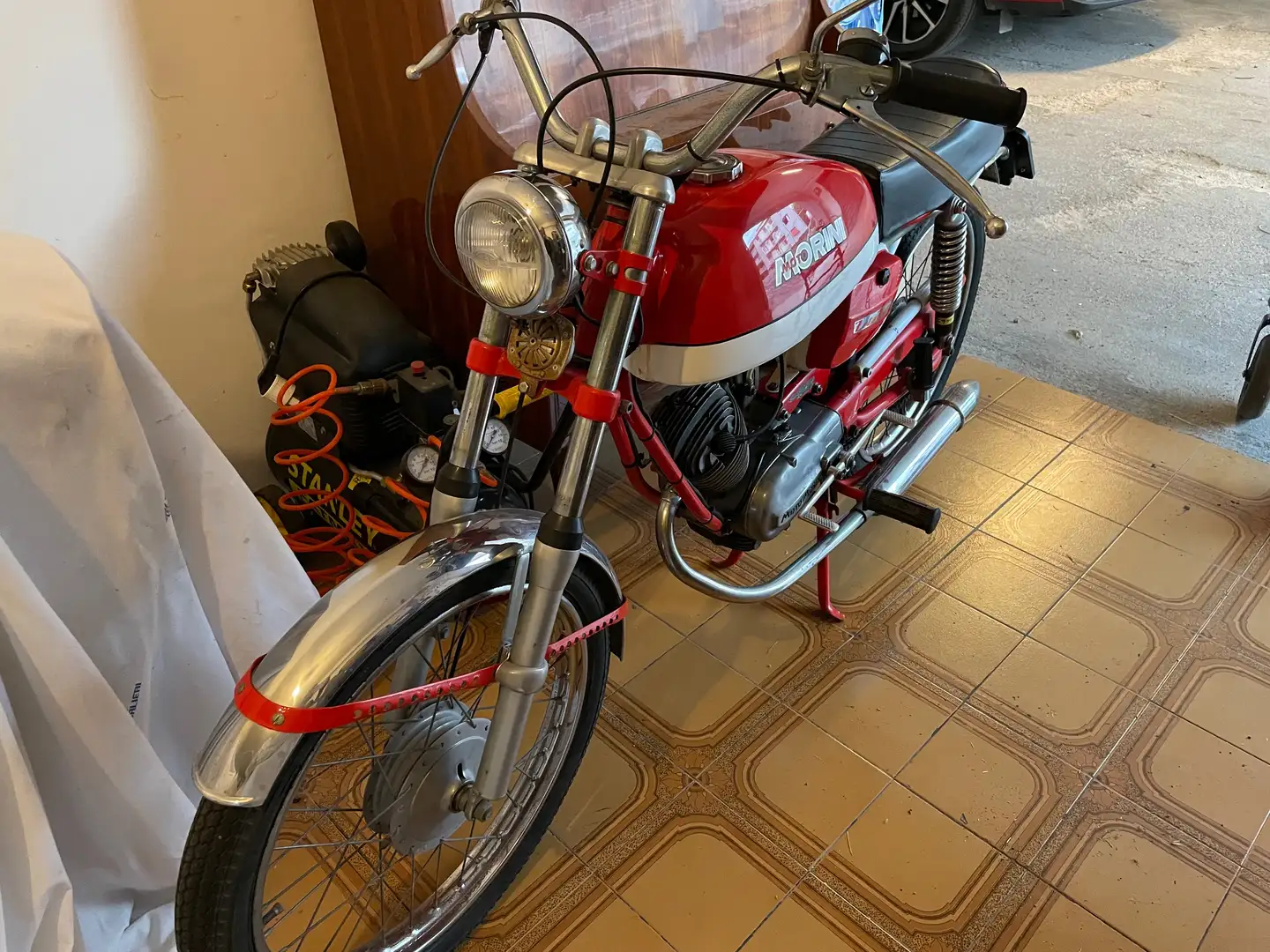 Moto Morini Corsarino Rot - 2