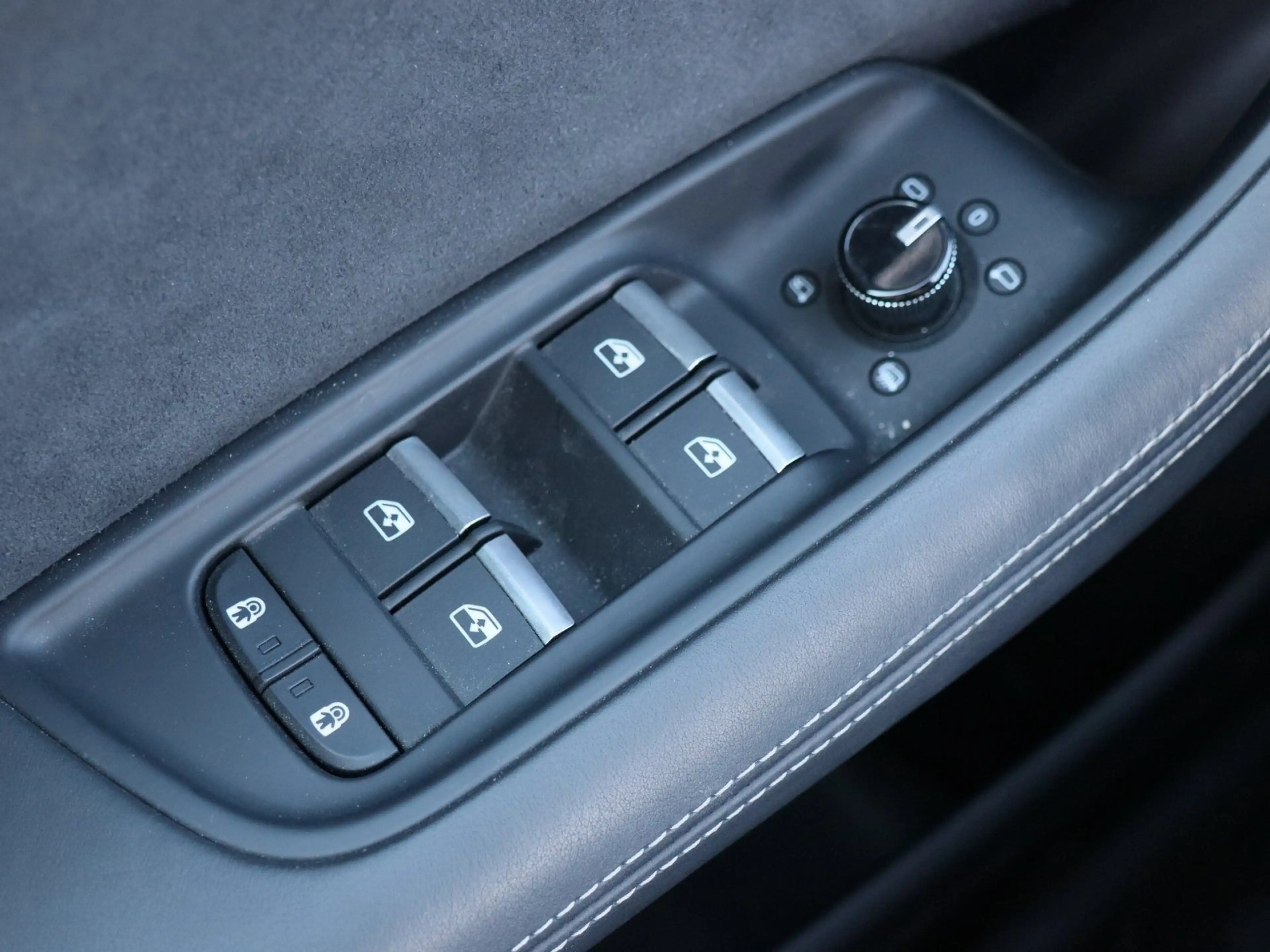 Audi RS Q8 RSQ8 4.0 TFSI quattro (EURO 6d) 4.0 TFSI quattro — photo 14