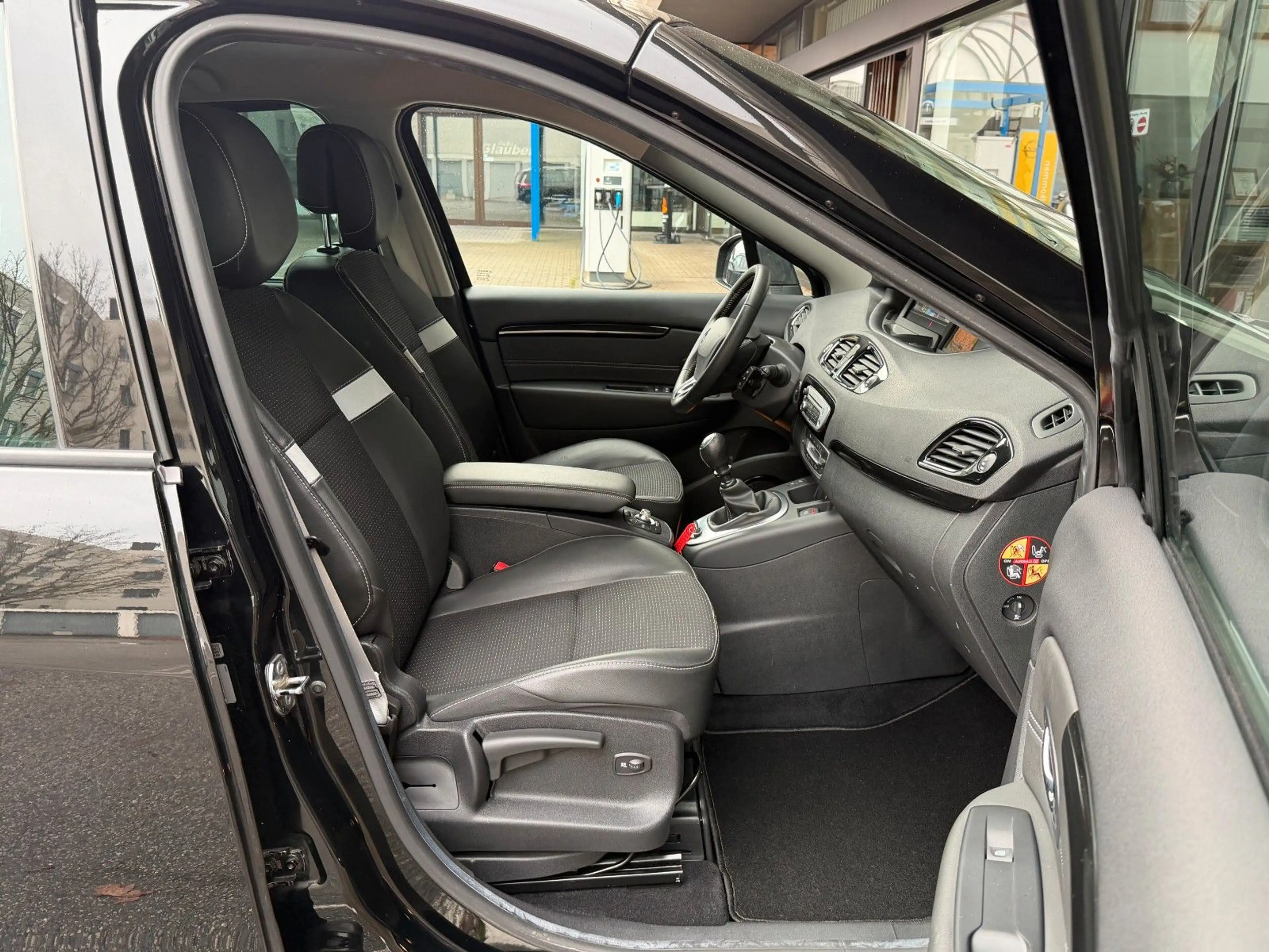 Renault Grand Scenic III 130 BOSE Edition/Kamera/7-Sitze — photo 13